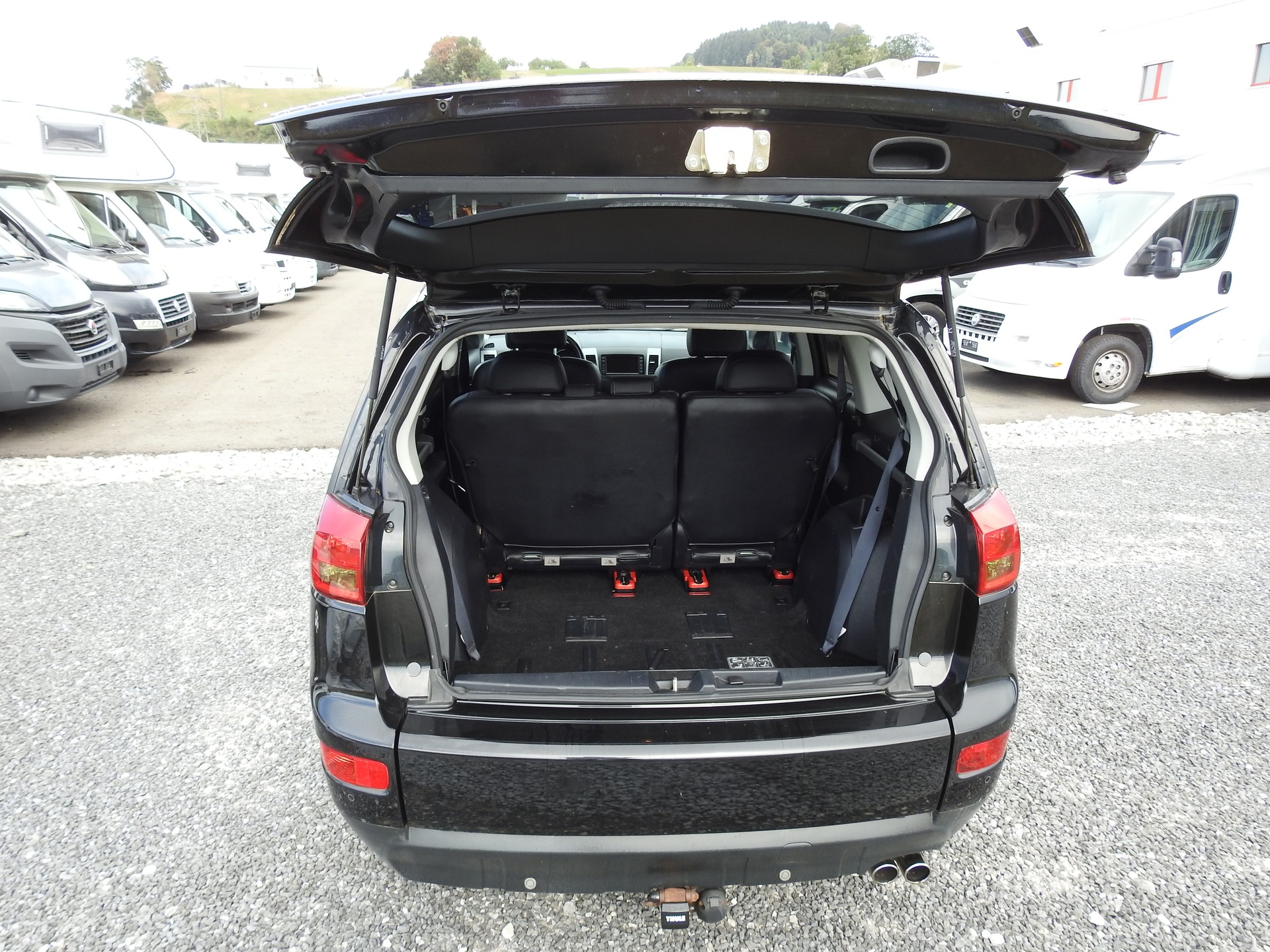 PEUGEOT 4007 2.2 HDi Platinum Edition-image-9