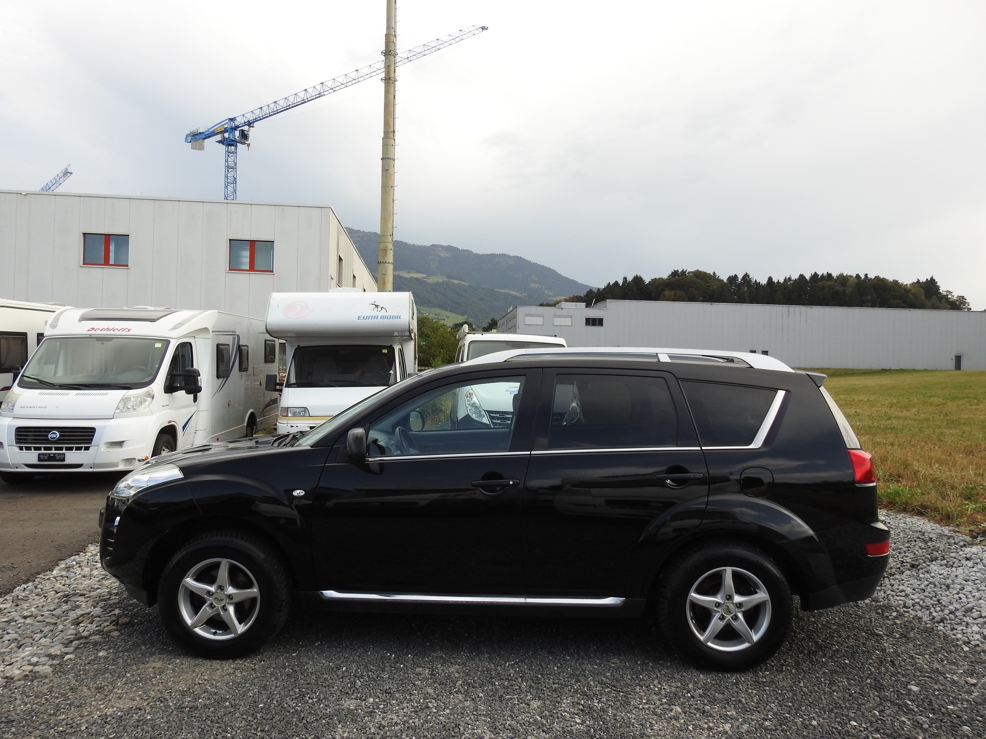 PEUGEOT 4007 2.2 HDi Platinum Edition-image-2