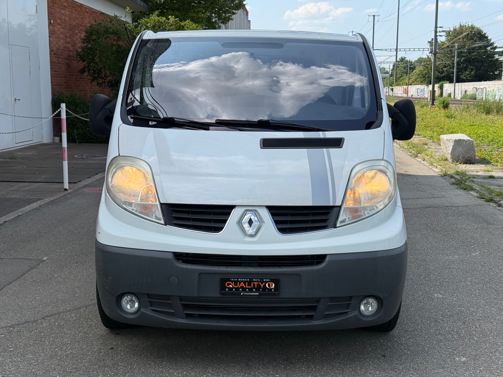 RENAULT Trafic 2.0 dCi 90 2.7t L1H1-image-0