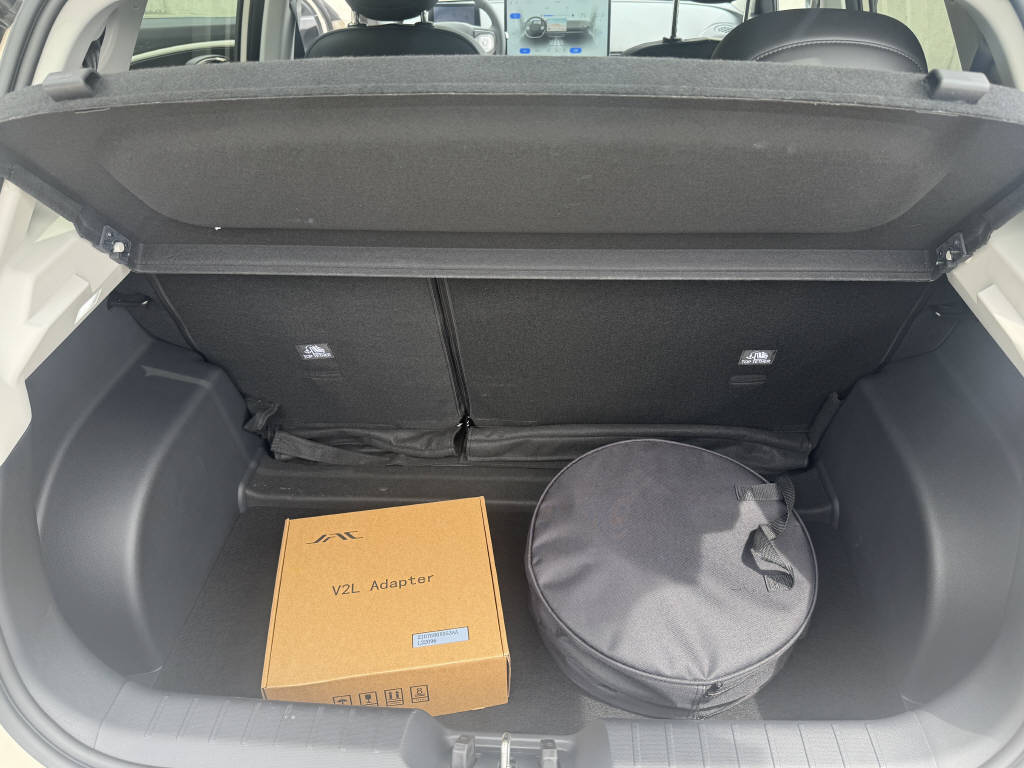 JAC E30X Electric-image-19