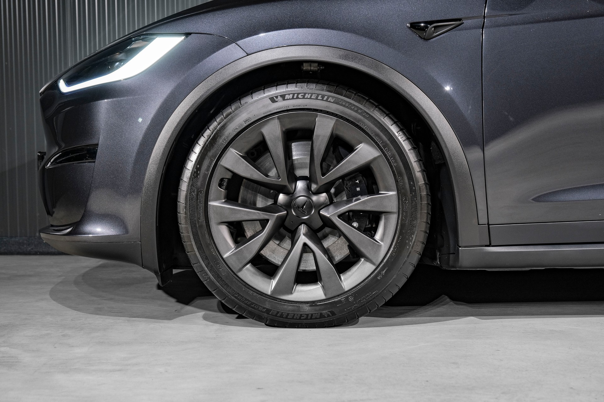 TESLA Model X 100kWh Palladium-image-27