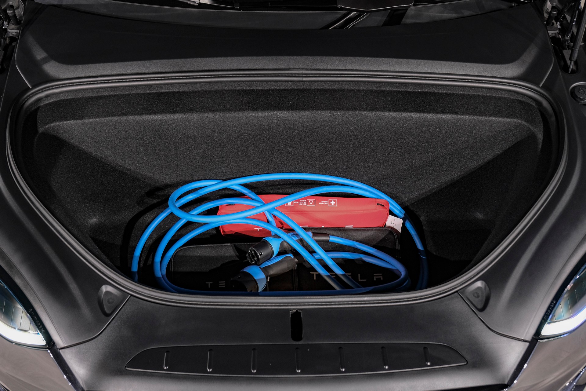 TESLA Model X 100kWh Palladium-image-25