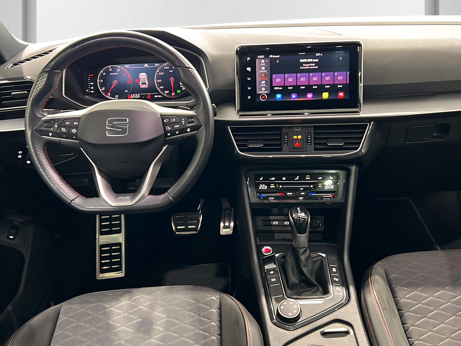 SEAT Tarraco 2.0TSI Move FR 4Drive DSG**Panodach,7-Plätzer,Tempomat ACC,Frisch ab MFK**-image-6