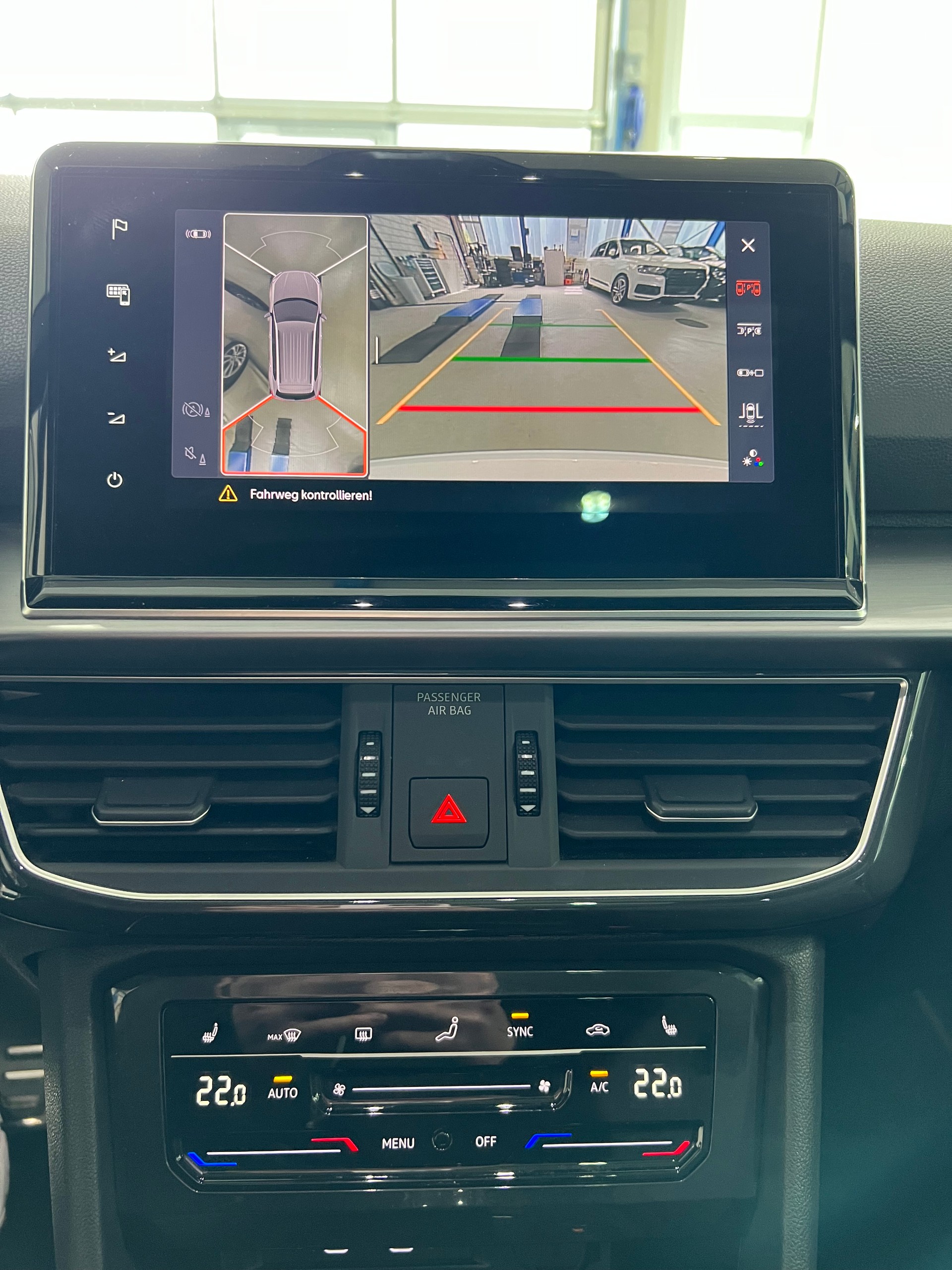 SEAT Tarraco 2.0TSI Move FR 4Drive DSG**Panodach,7-Plätzer,Tempomat ACC,Frisch ab MFK**-image-11