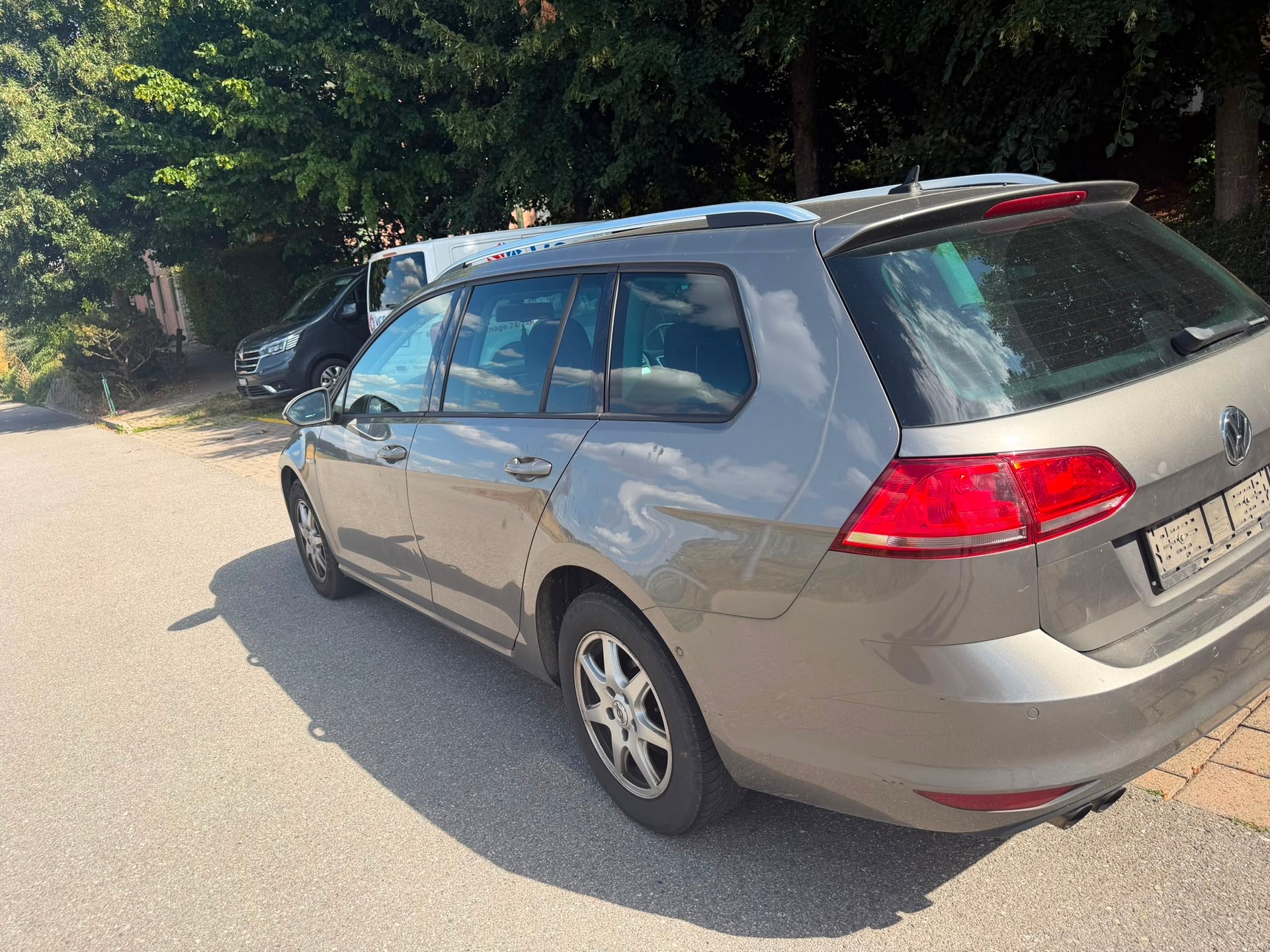 VW Golf Variant 1.4 TSI Comfortline DSG-image-3