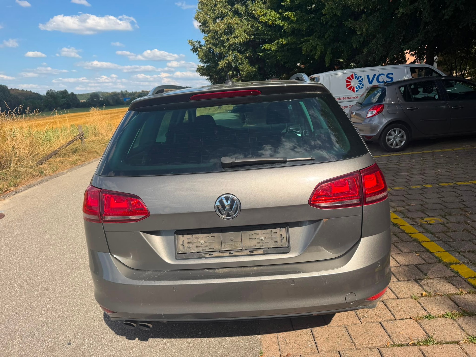 VW Golf Variant 1.4 TSI Comfortline DSG-image-4