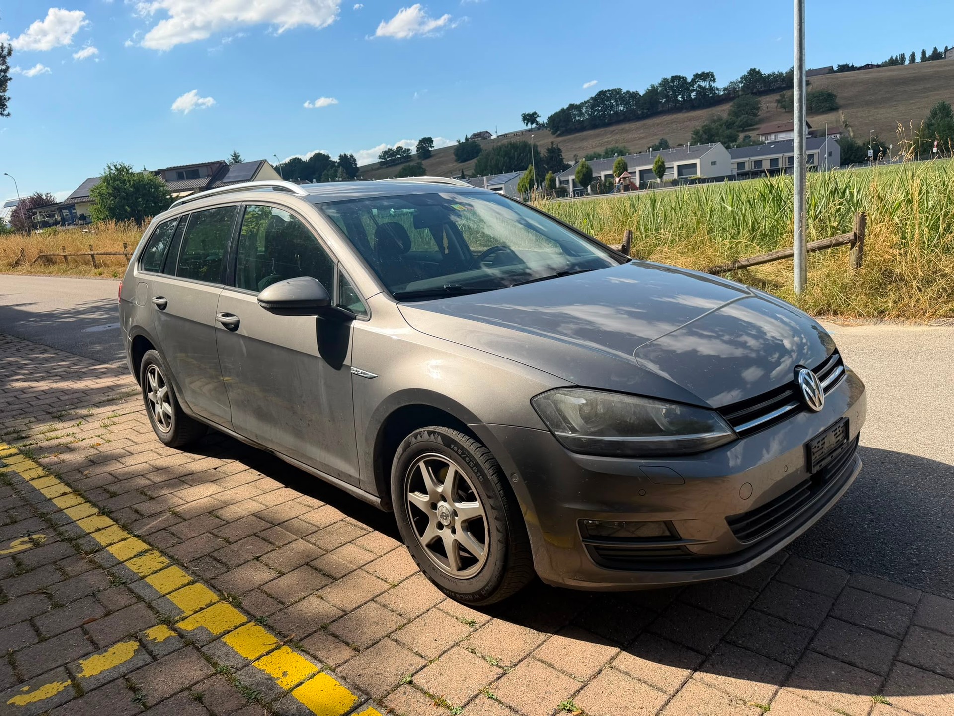 VW Golf Variant 1.4 TSI Comfortline DSG-image-0