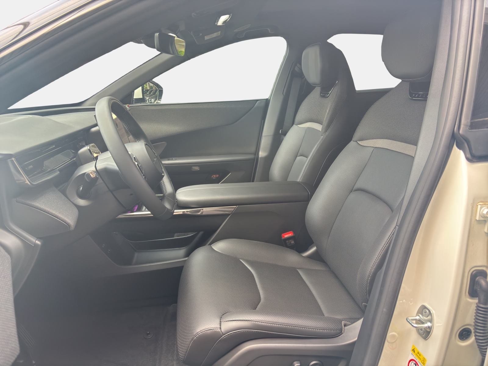 MAZDA CX-6e 78kWh/258 Takumi 21"-image-9