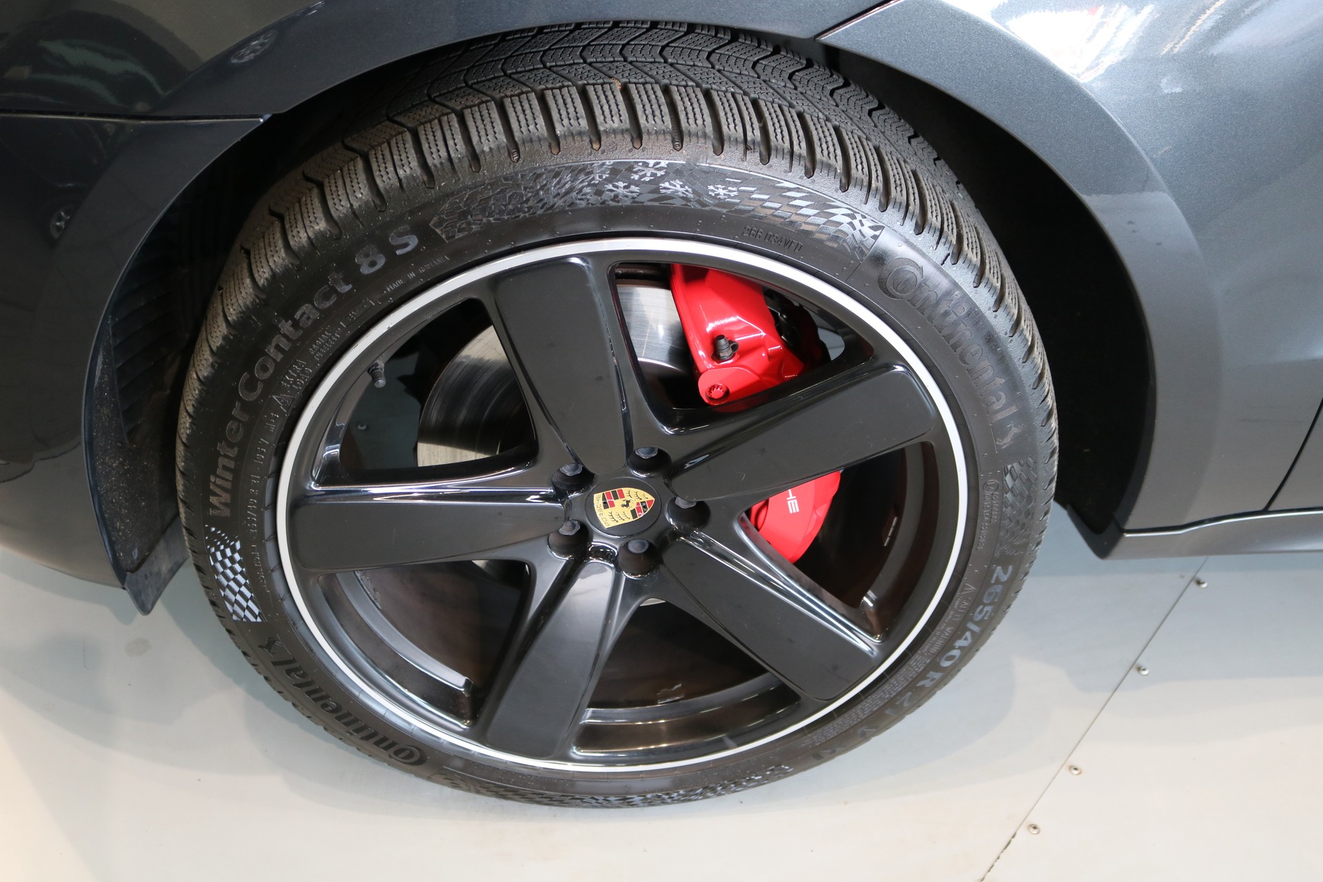 PORSCHE Macan GTS PDK-image-20