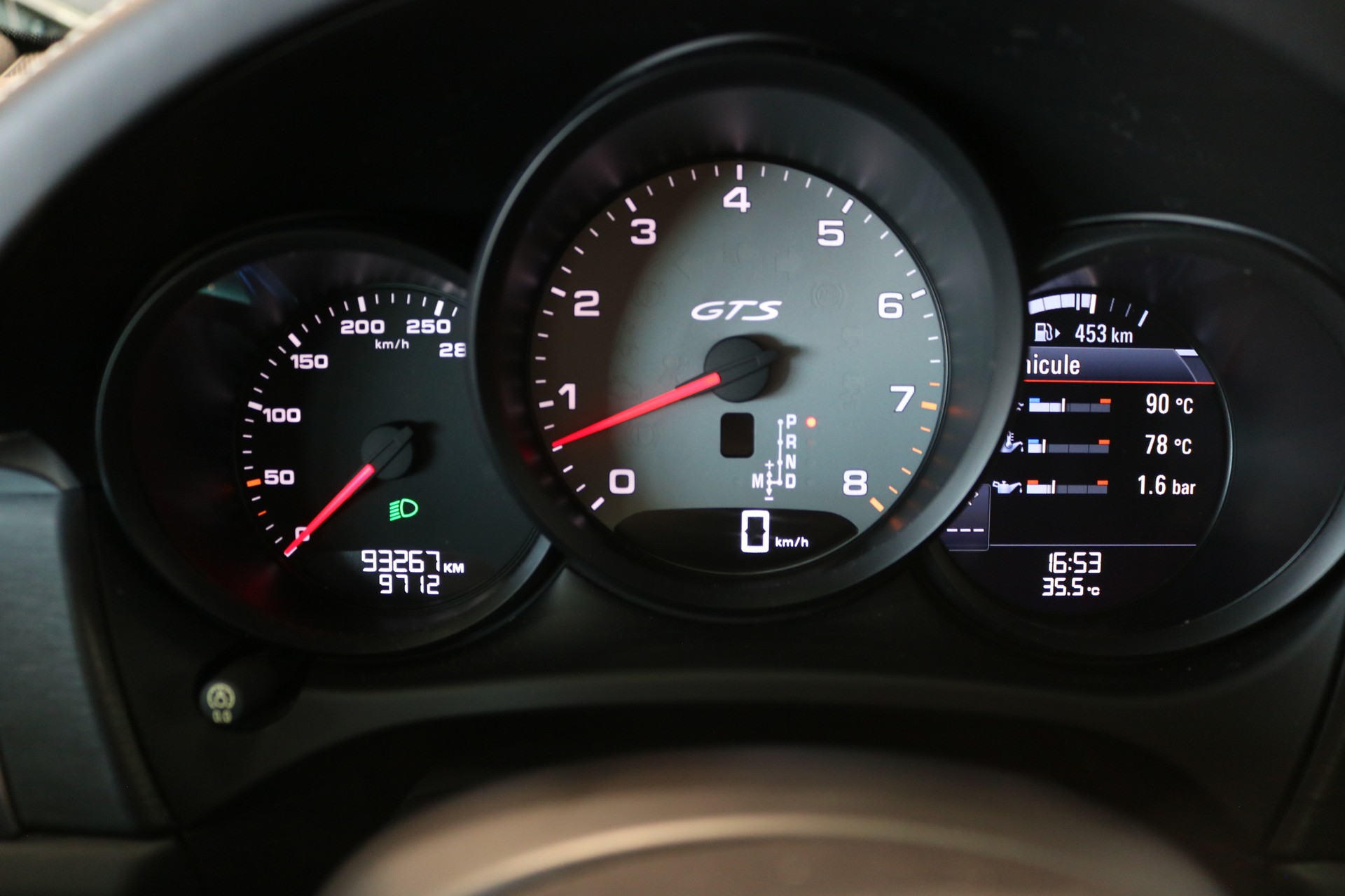 PORSCHE Macan GTS PDK-image-31