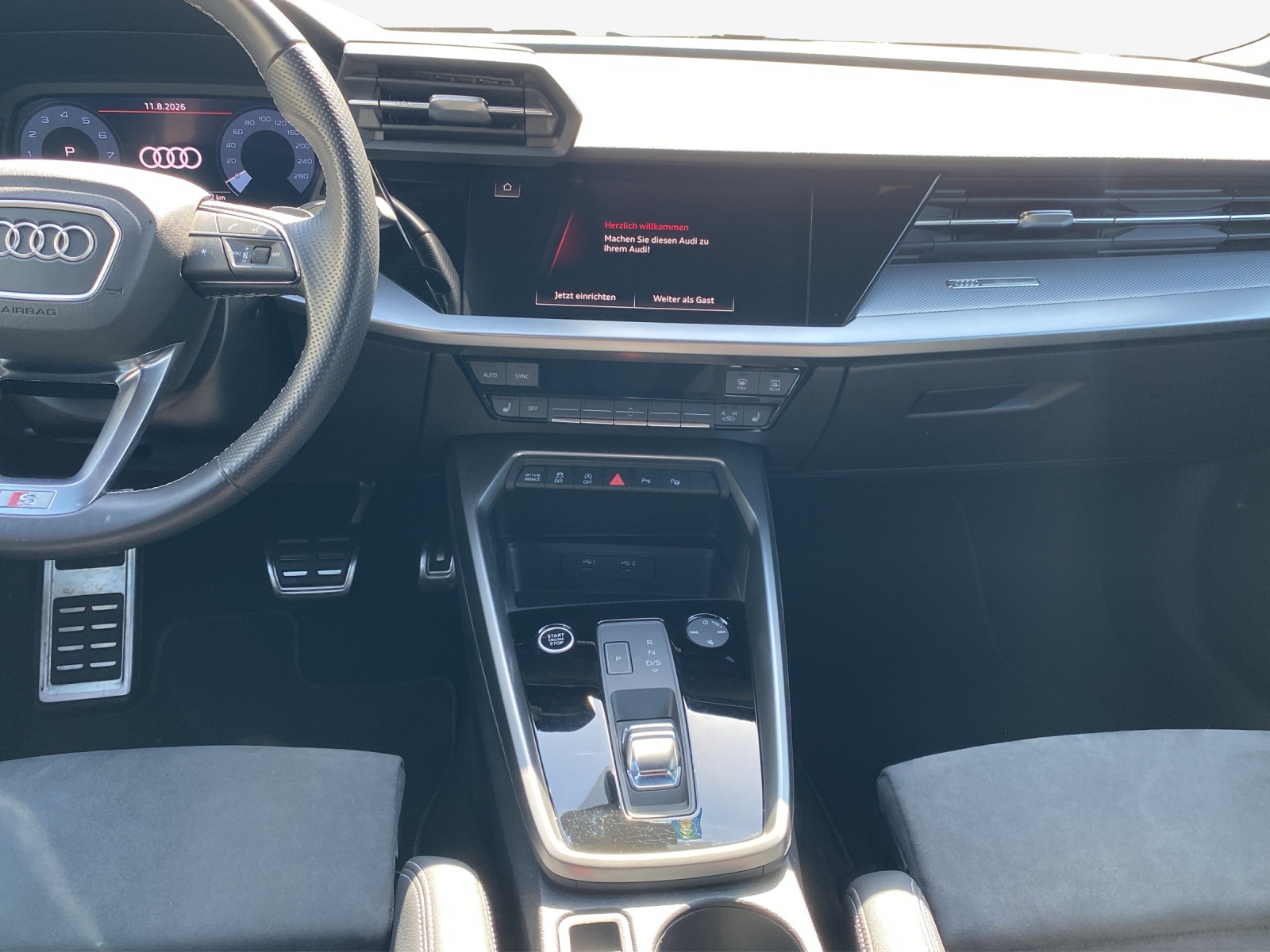 AUDI A3 Sportback 35 TFSI S line Attraction S-tronic-image-10
