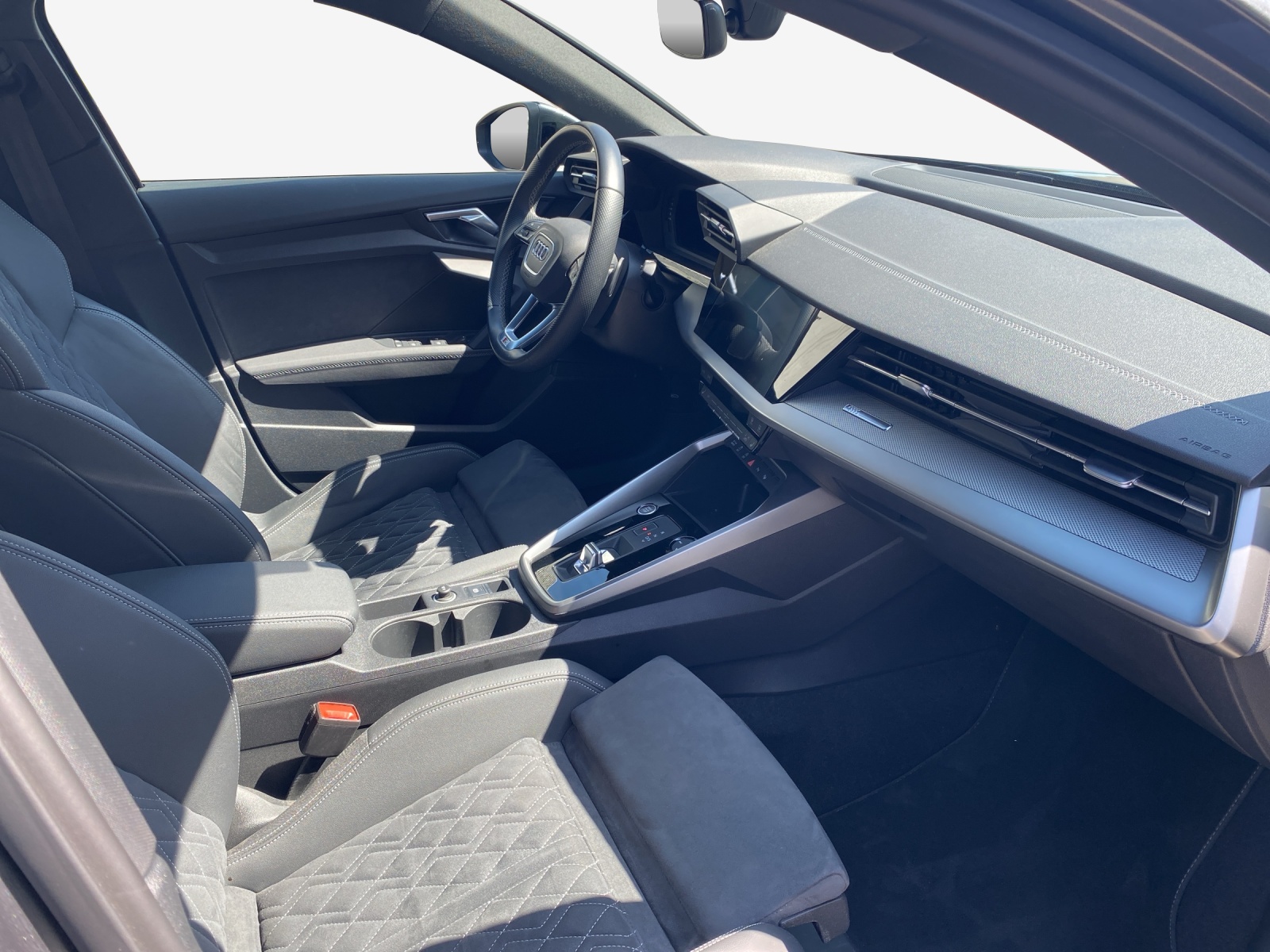 AUDI A3 Sportback 35 TFSI S line Attraction S-tronic-image-14