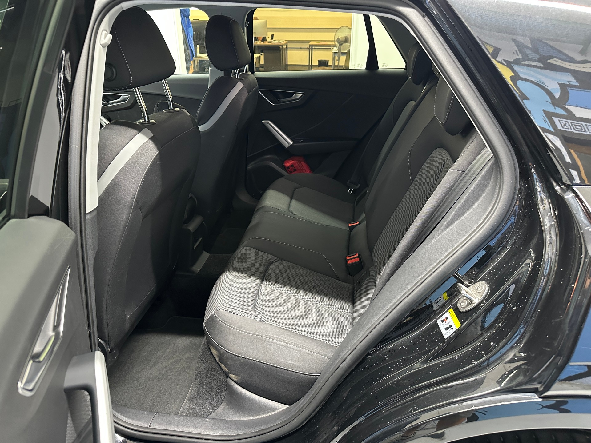 AUDI Q2 35 TFSI S line S-tronic-image-8