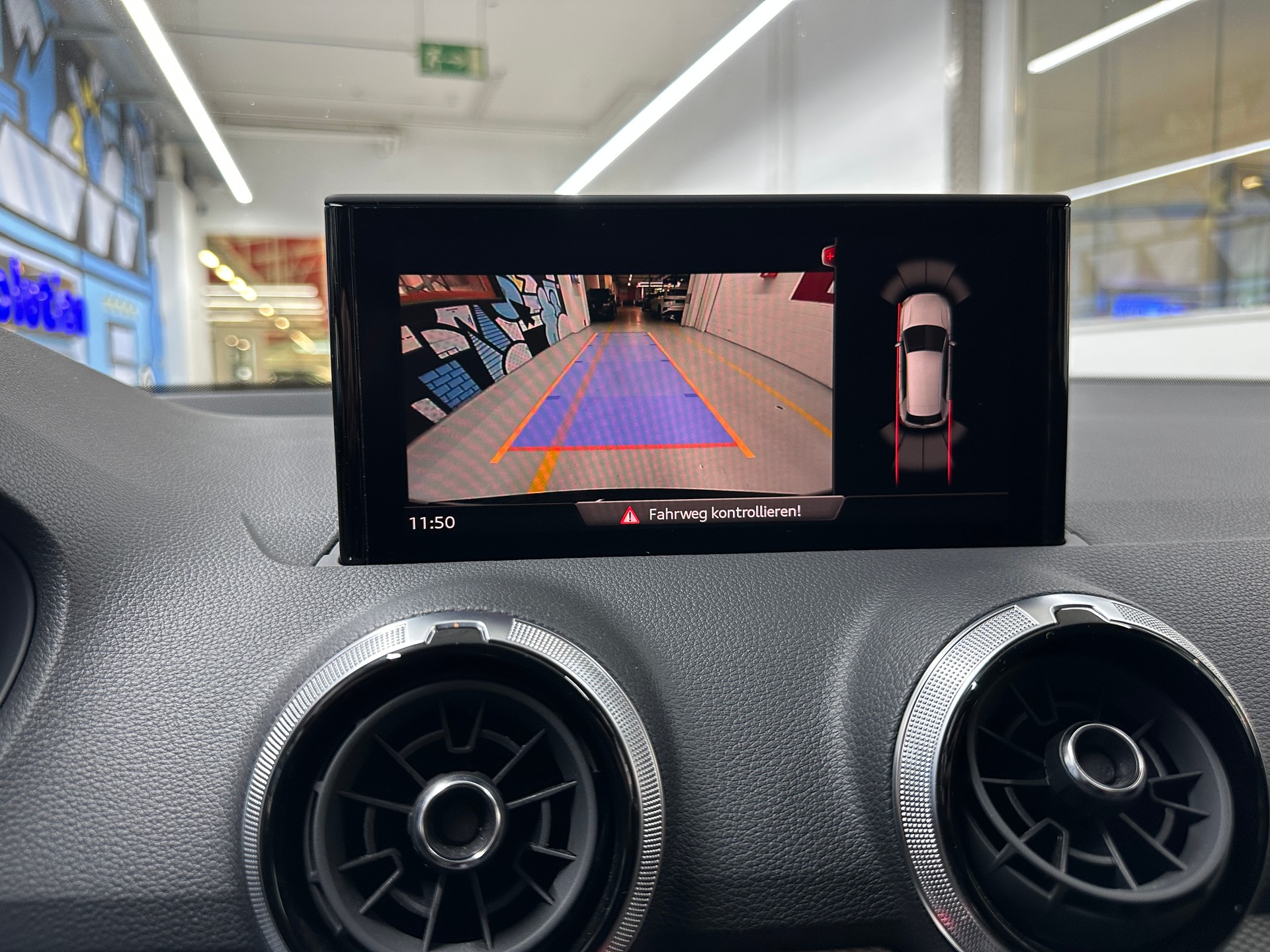 AUDI Q2 35 TFSI S line S-tronic-image-11