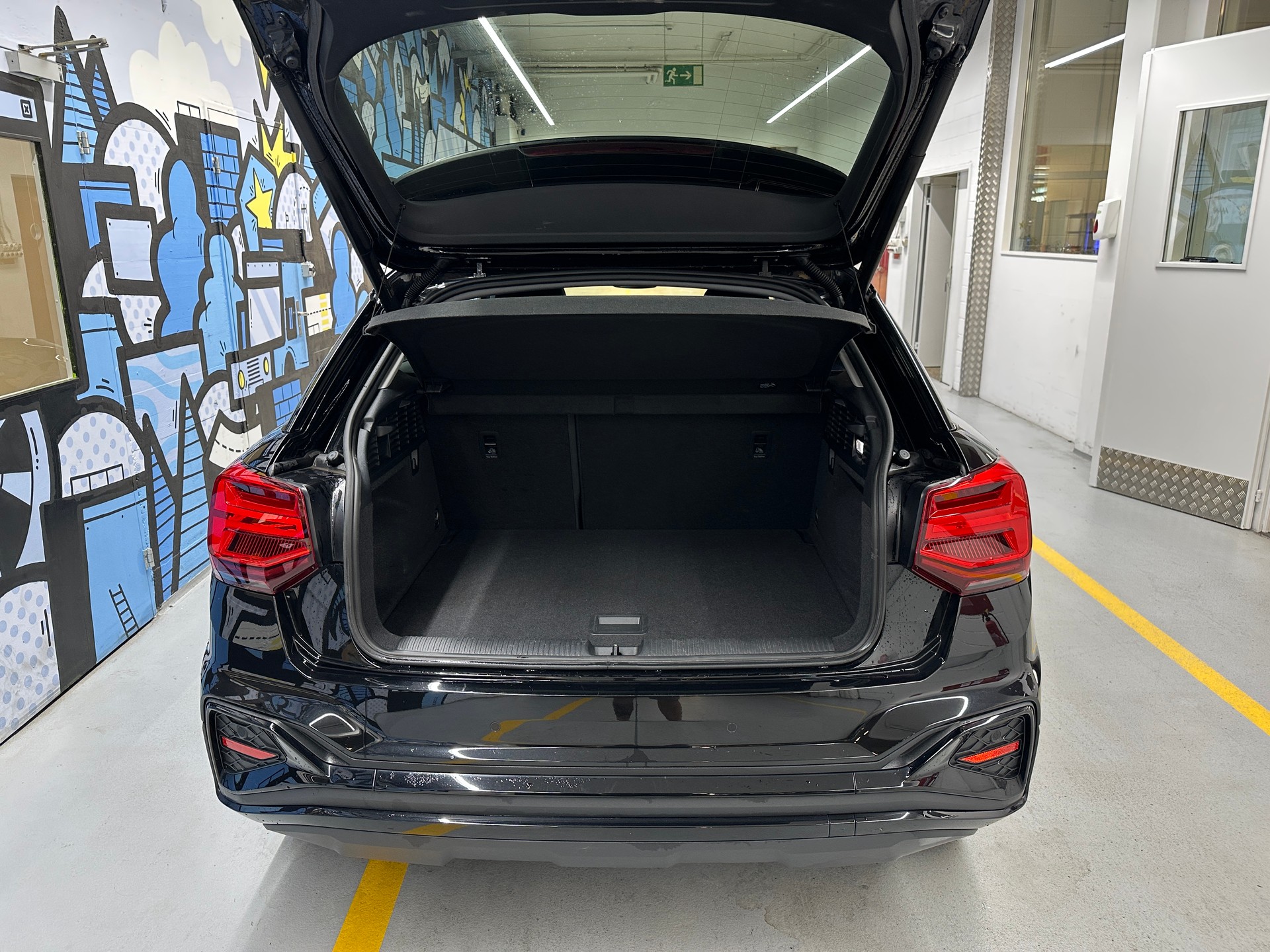 AUDI Q2 35 TFSI S line S-tronic-image-5