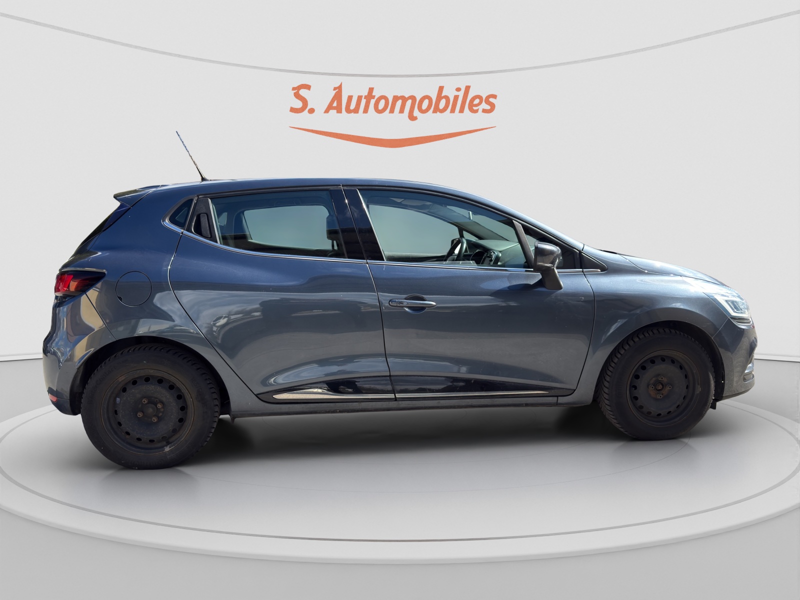 RENAULT Clio 0.9 Intens-image-11