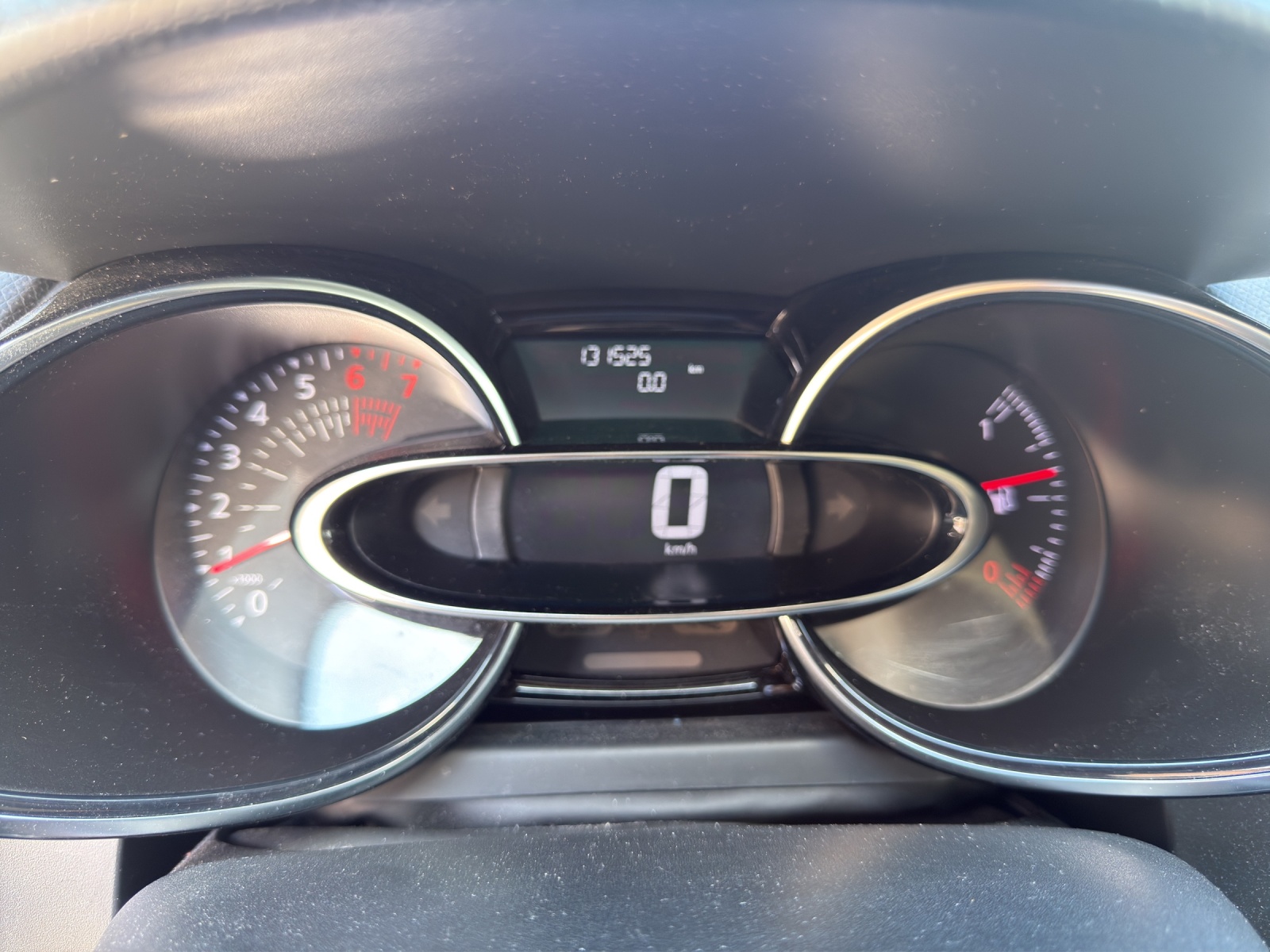 RENAULT Clio 0.9 Intens-image-8