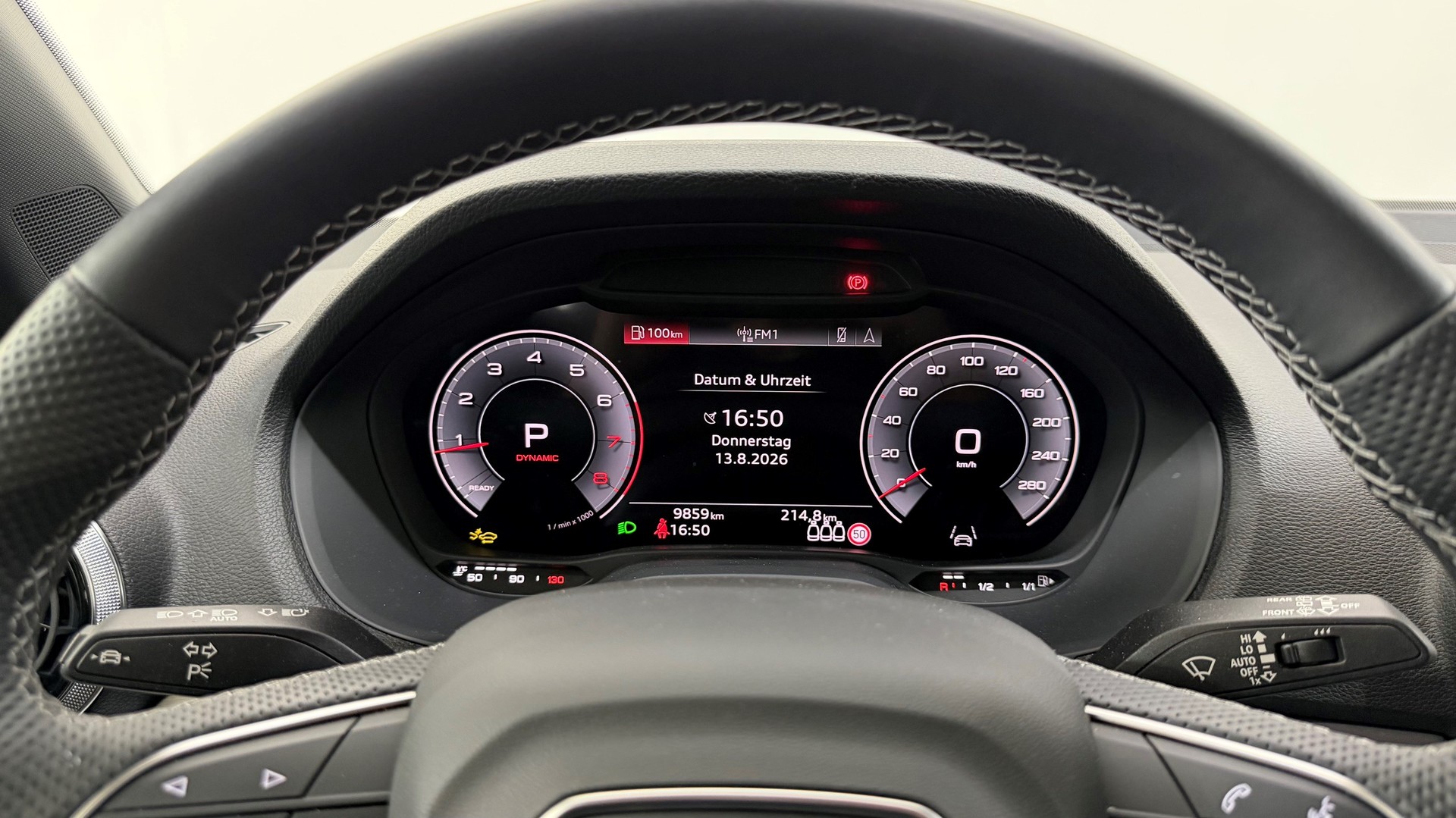 AUDI Q2 2.0 40 TFSI S Line quattro-image-10