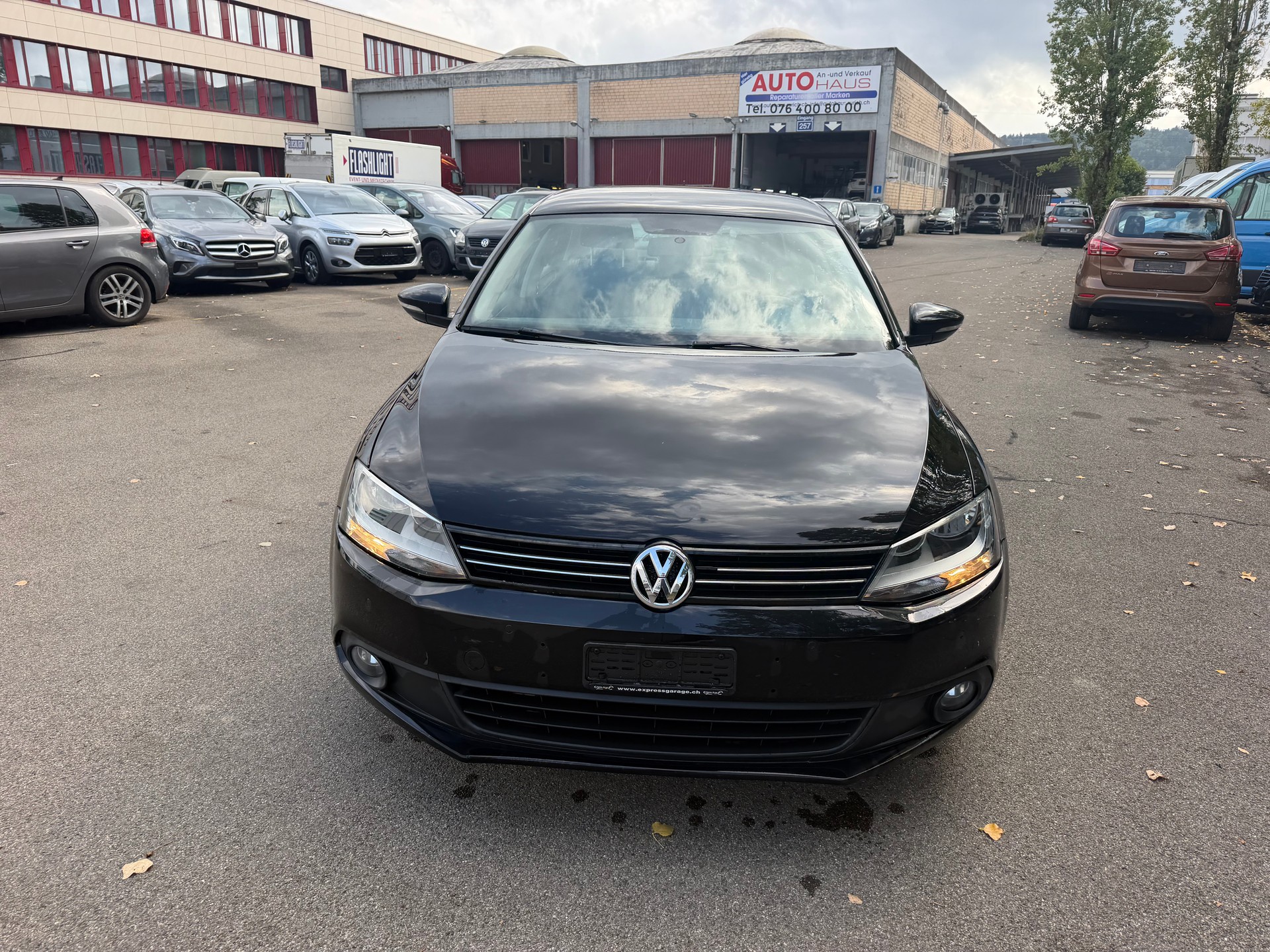VW Jetta 1.6 TDI BMT Comfortline DSG-image-1