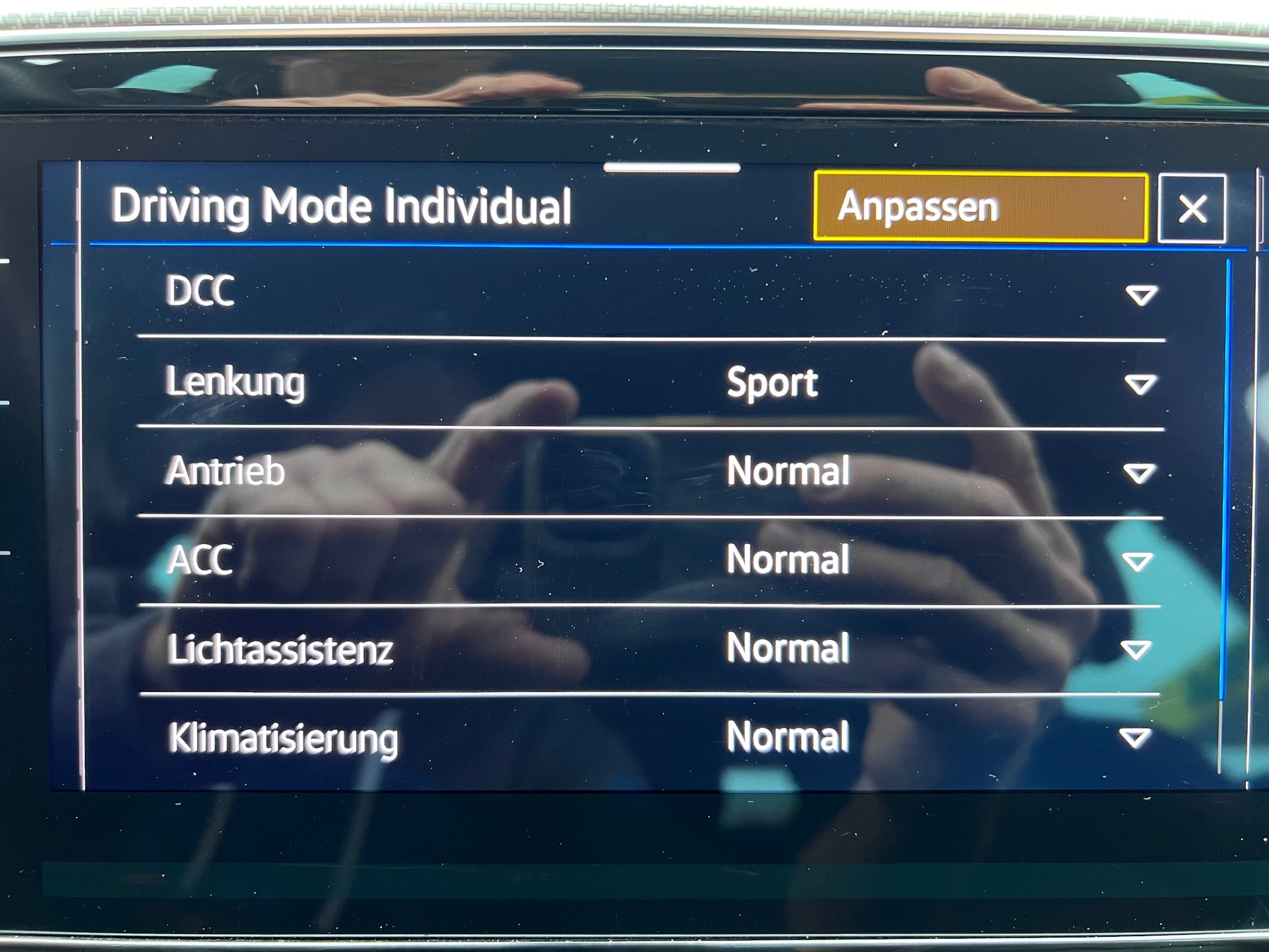 VW Passat Variant 2.0 TSI R-Line 4Motion DSG-image-11