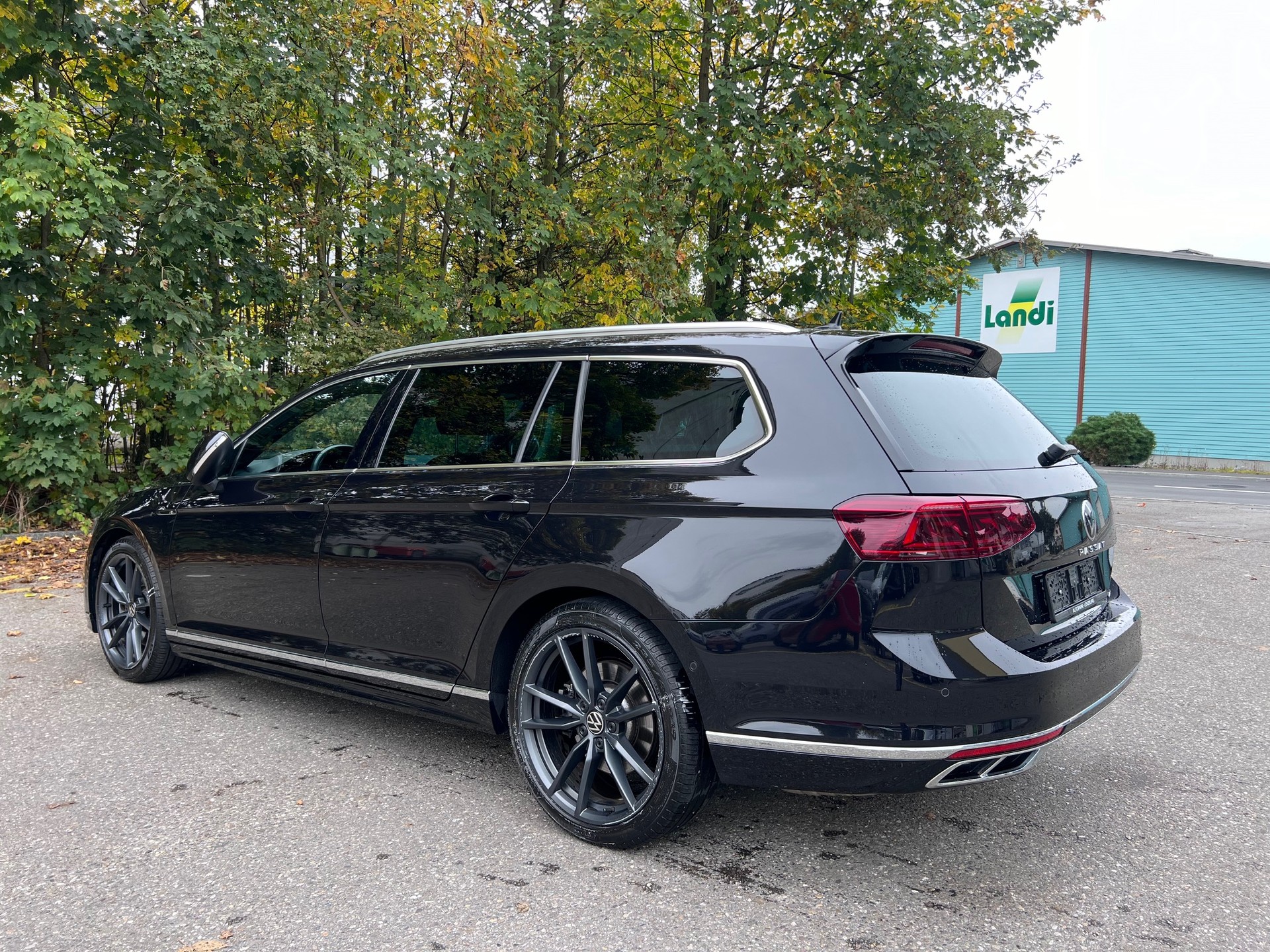 VW Passat Variant 2.0 TSI R-Line 4Motion DSG-showroom-element-2