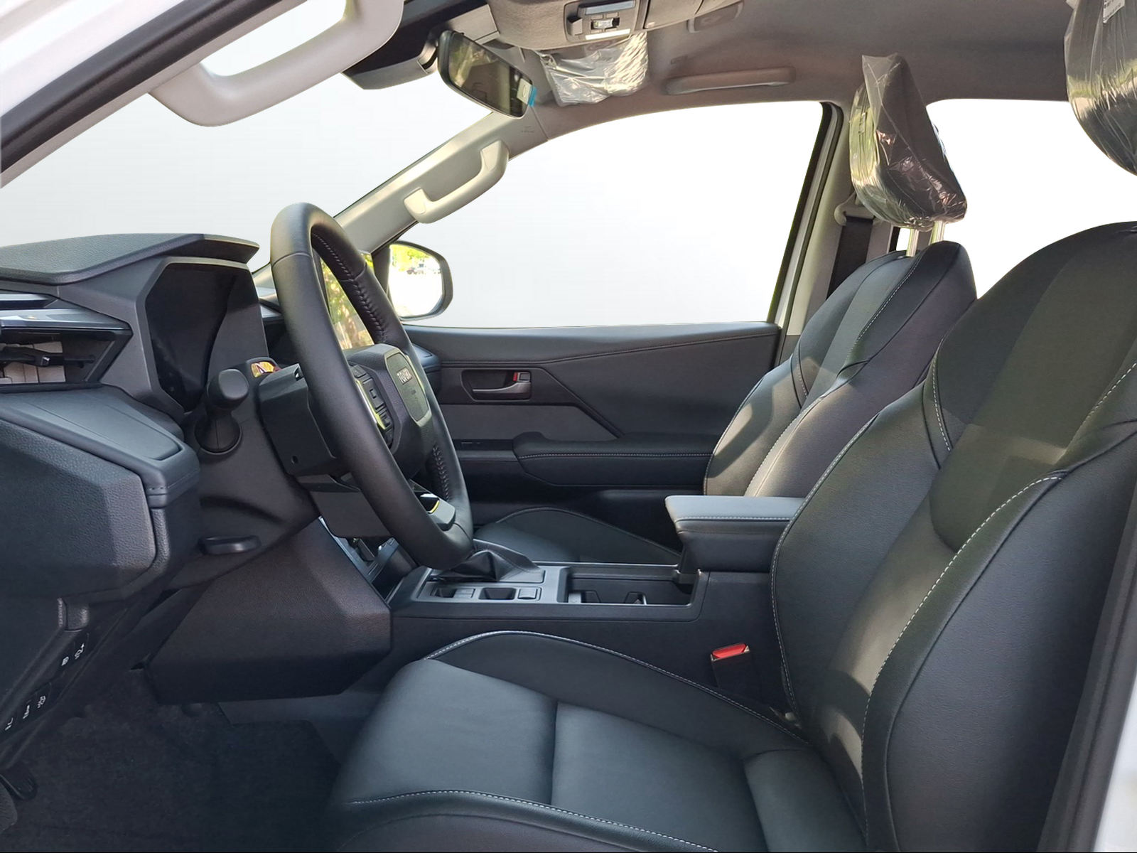 TOYOTA Hilux 2.8d MHEV Style Double Cab 4x4-image-7