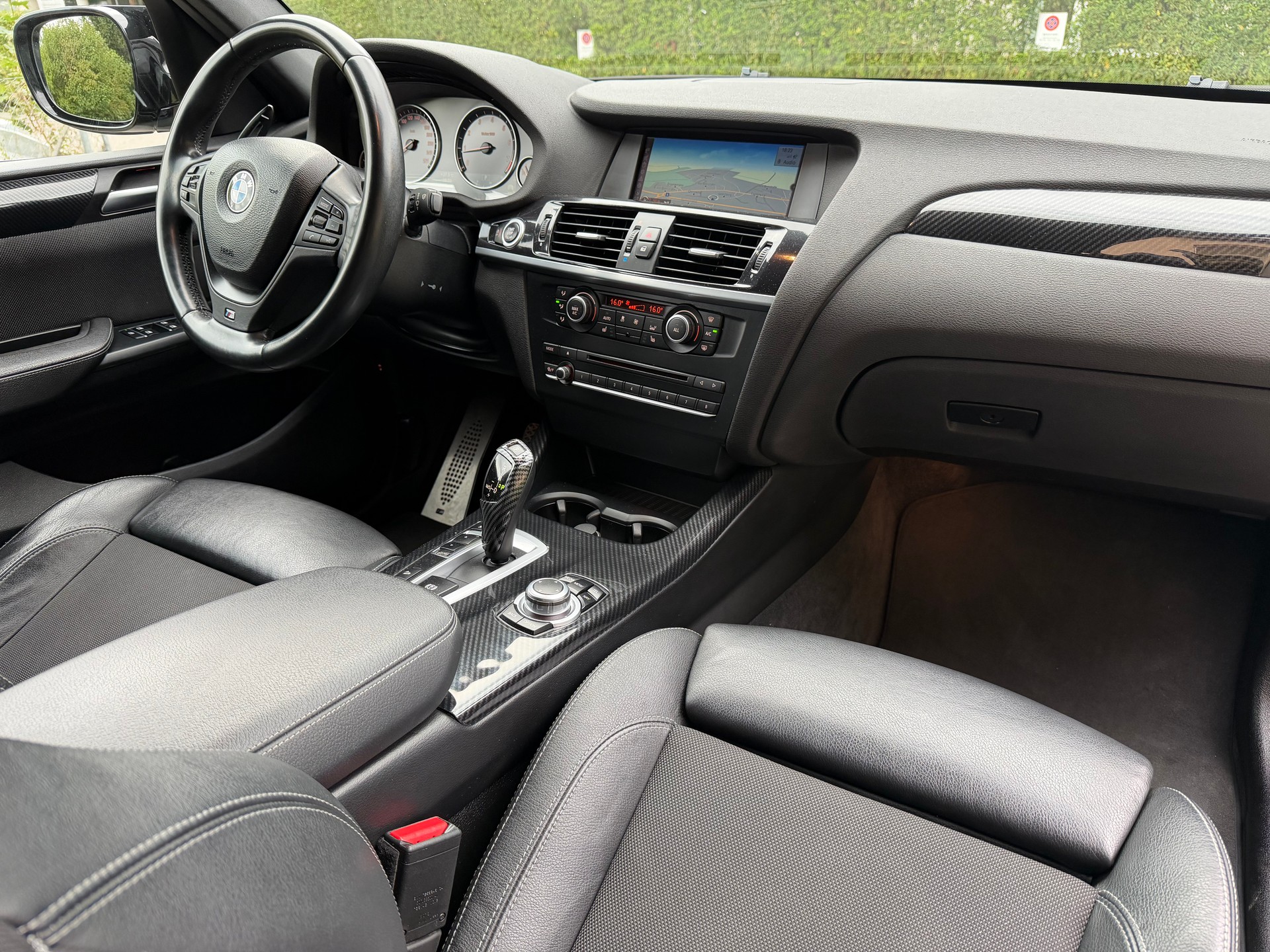 BMW X3 xDrive 28i Steptronic-image-9
