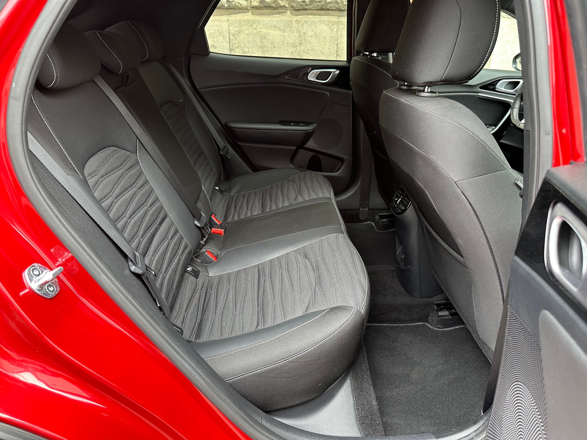 KIA XCeed 1.5 T-GDi MHEV GT-Line DCT-image-9