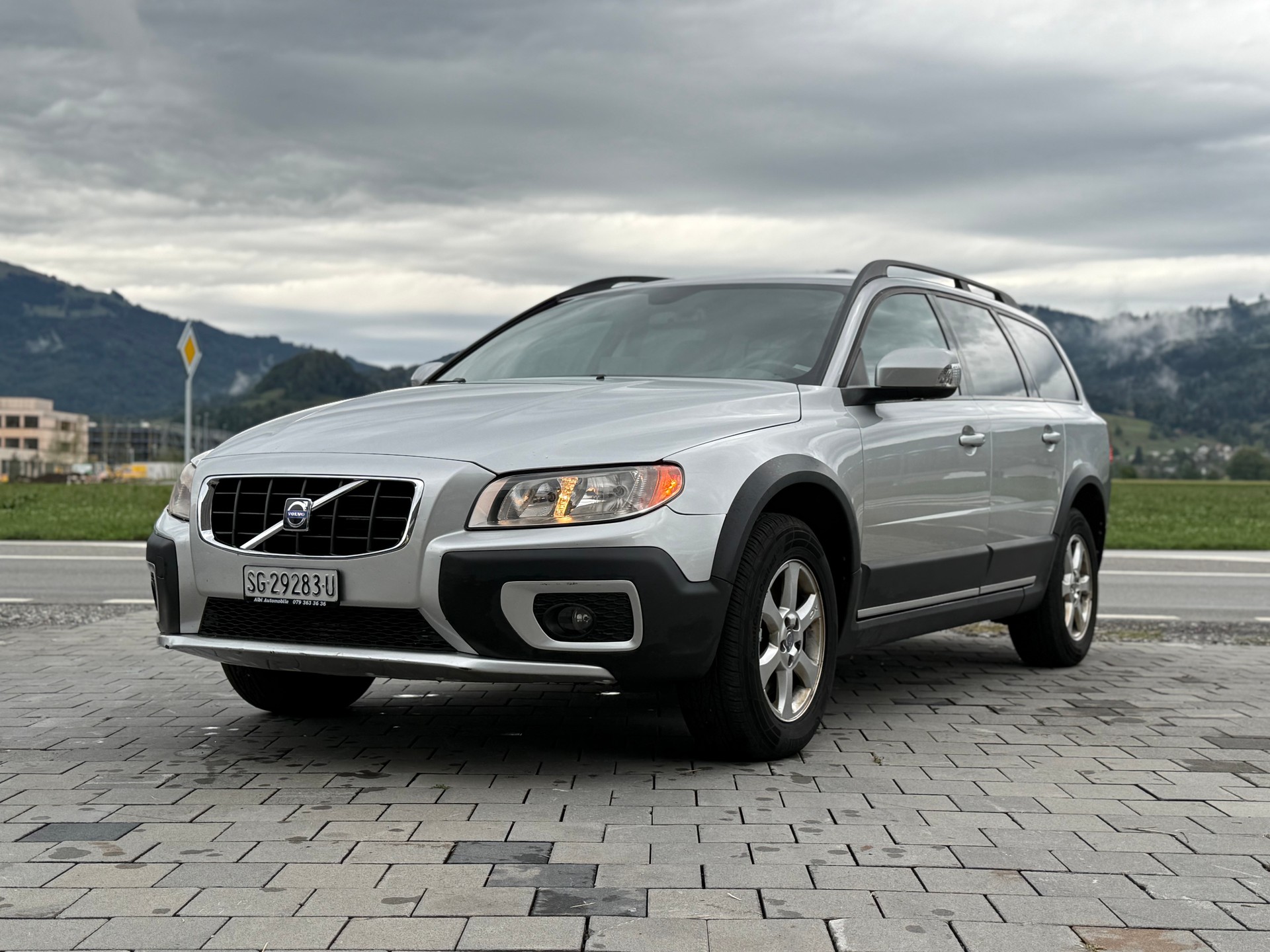 VOLVO XC70 D5 AWD Momentum Geartronic