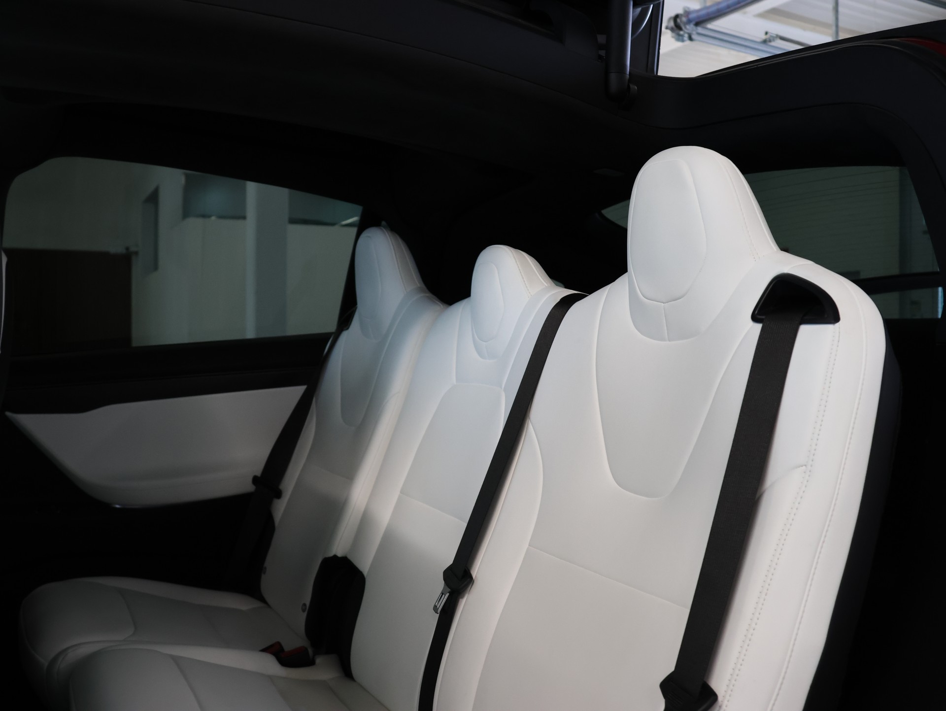 TESLA Model X Performance *Panoramadach* *Sitzheizung*-image-29