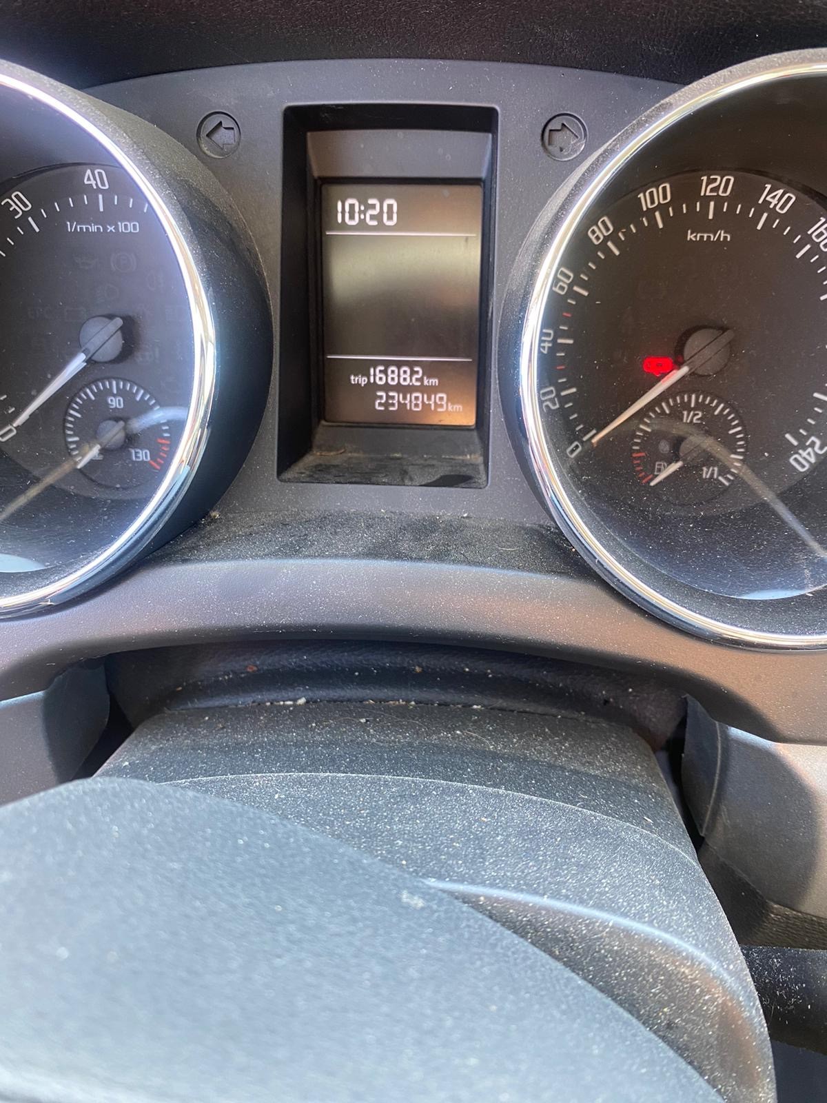 SKODA Yeti 1.2 TSI Ambition-image-6