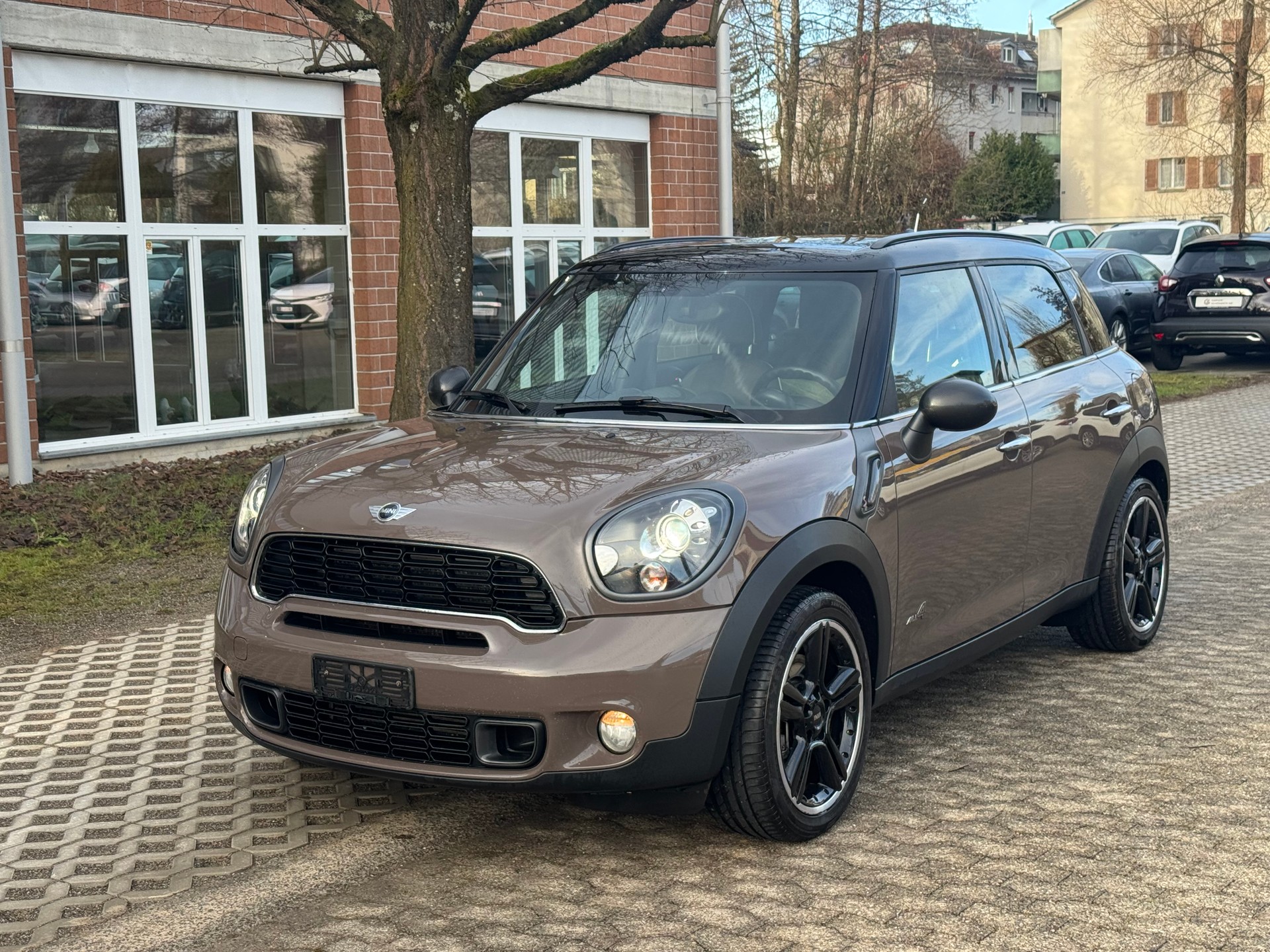MINI Cooper S Coupe-image-1