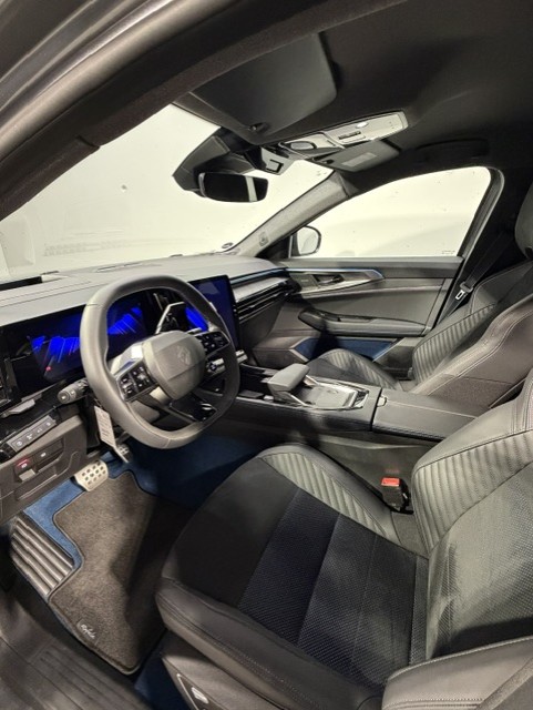 RENAULT Rafale 1.2 E-Tech Plug-in Atelier Alpine-image-7