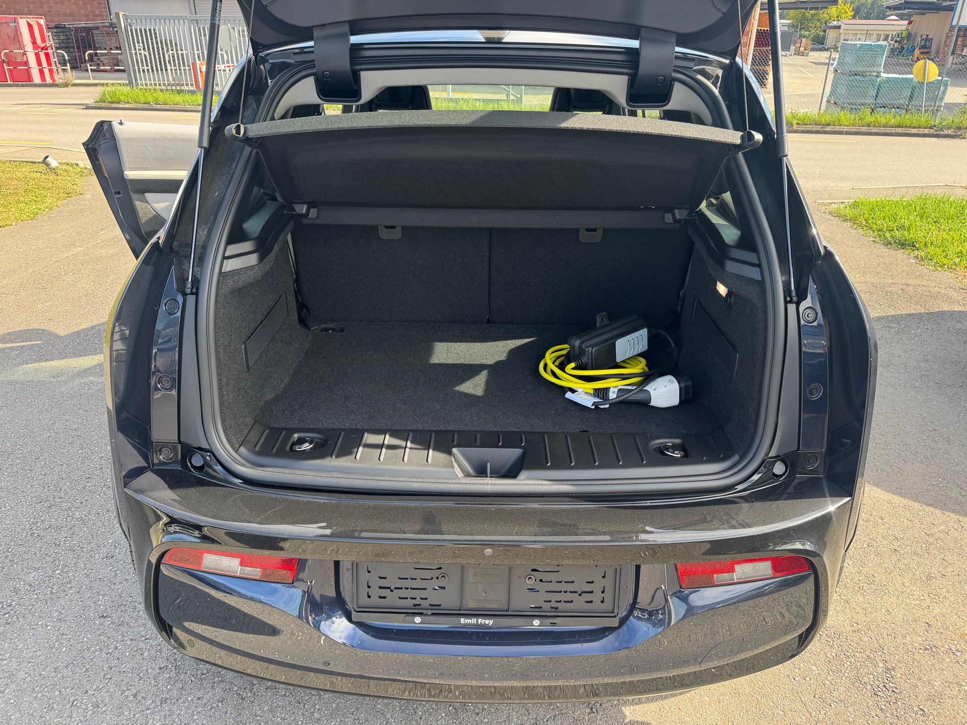 BMW i3 (120Ah) Unique Forever Edition-image-8