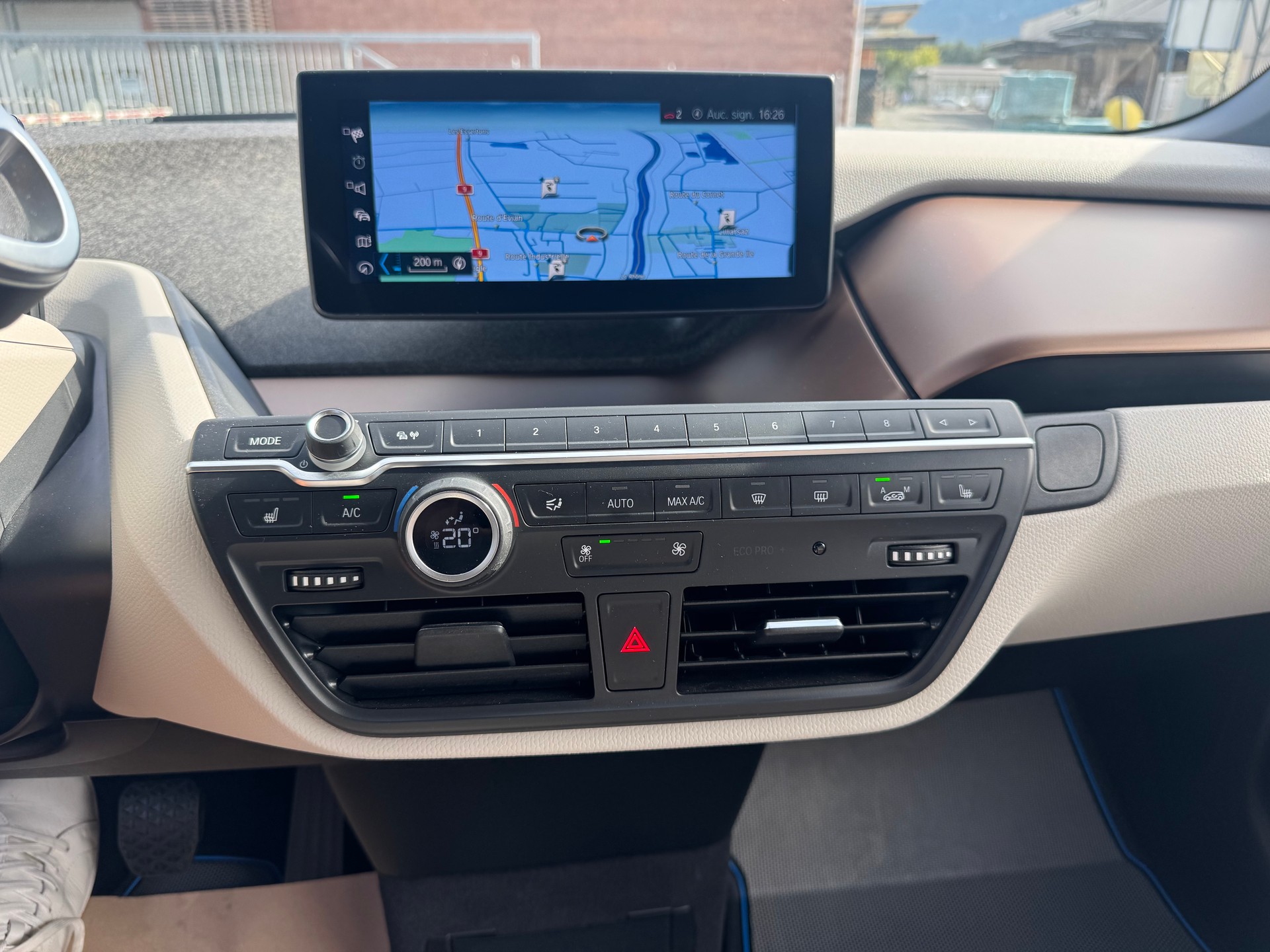BMW i3 (120Ah) Unique Forever Edition-image-18