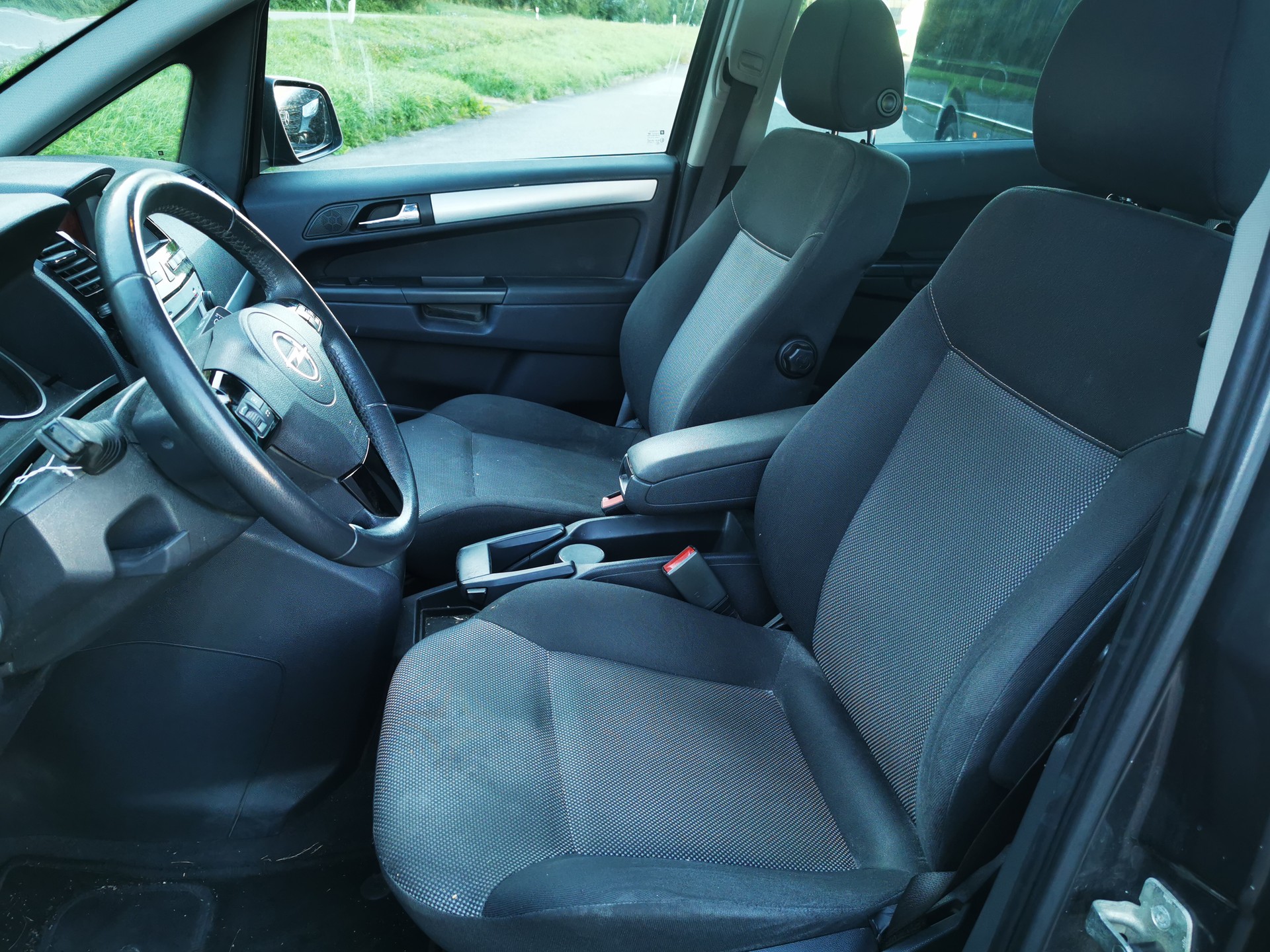 OPEL Zafira 1.8i 16V Enjoy-image-6