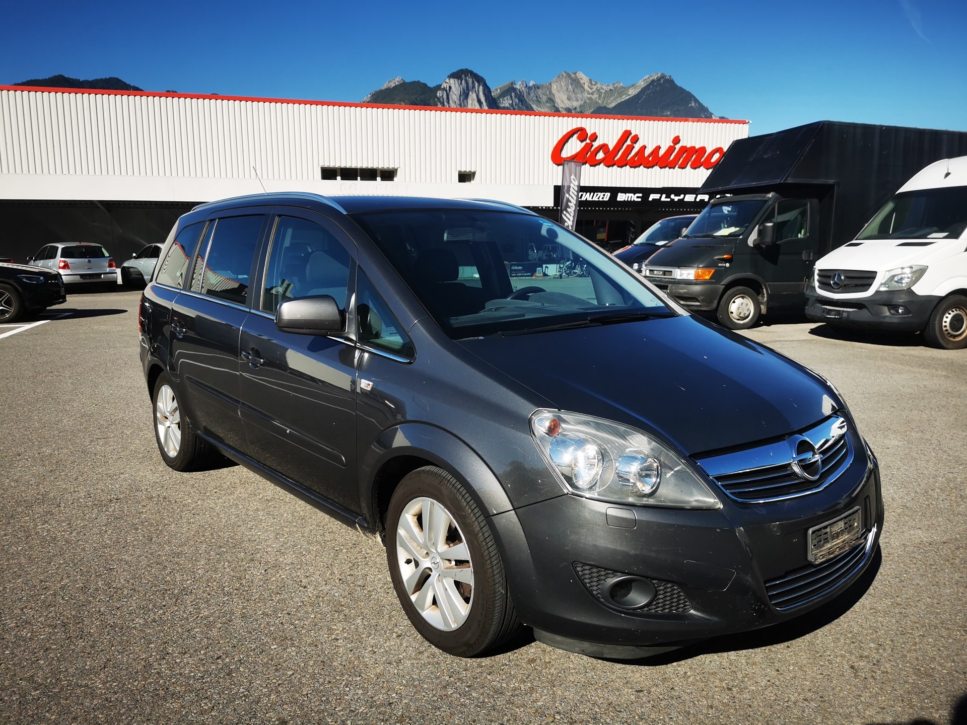 OPEL Zafira 1.8i 16V Enjoy-image-2