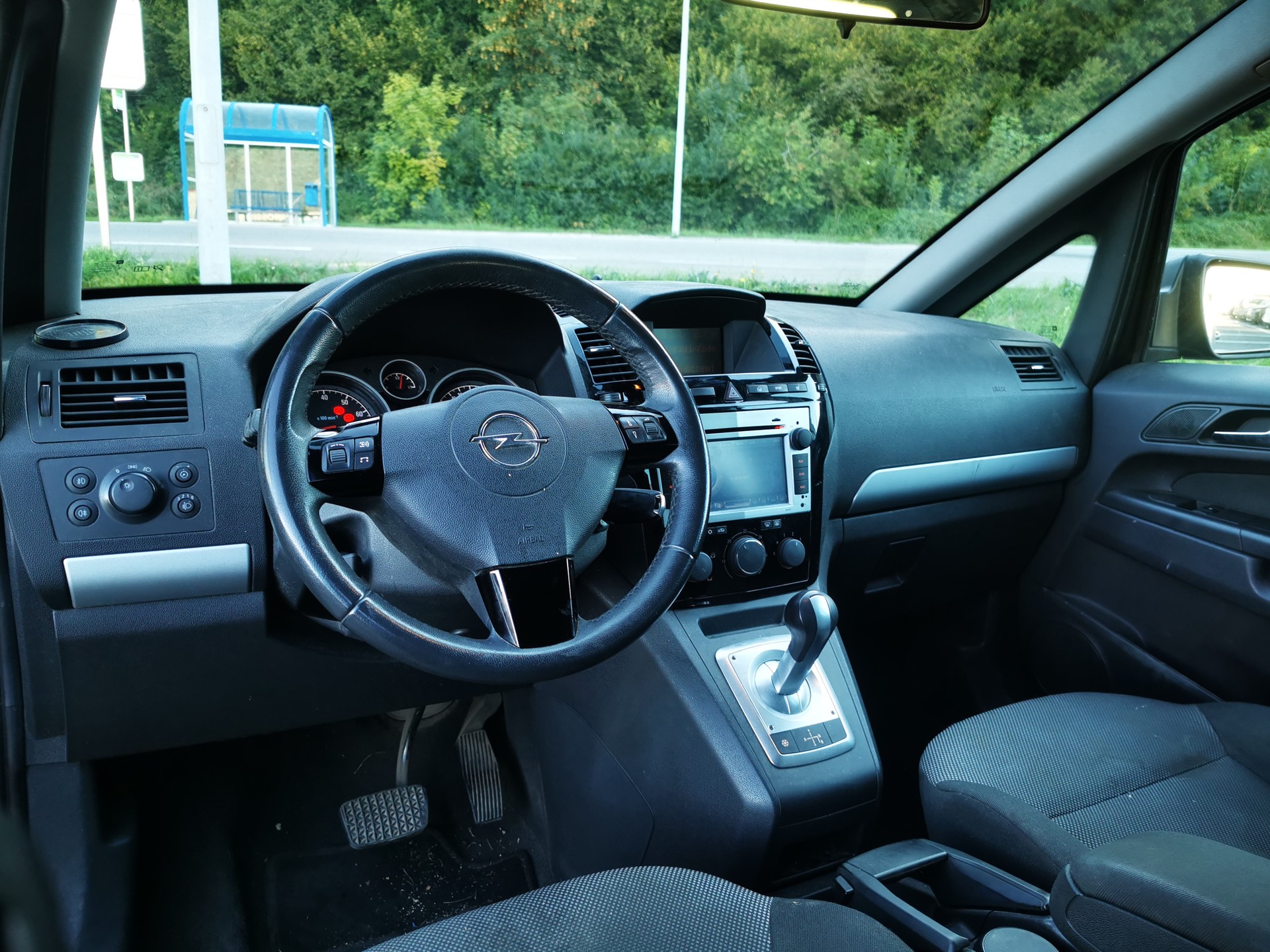 OPEL Zafira 1.8i 16V Enjoy-image-8