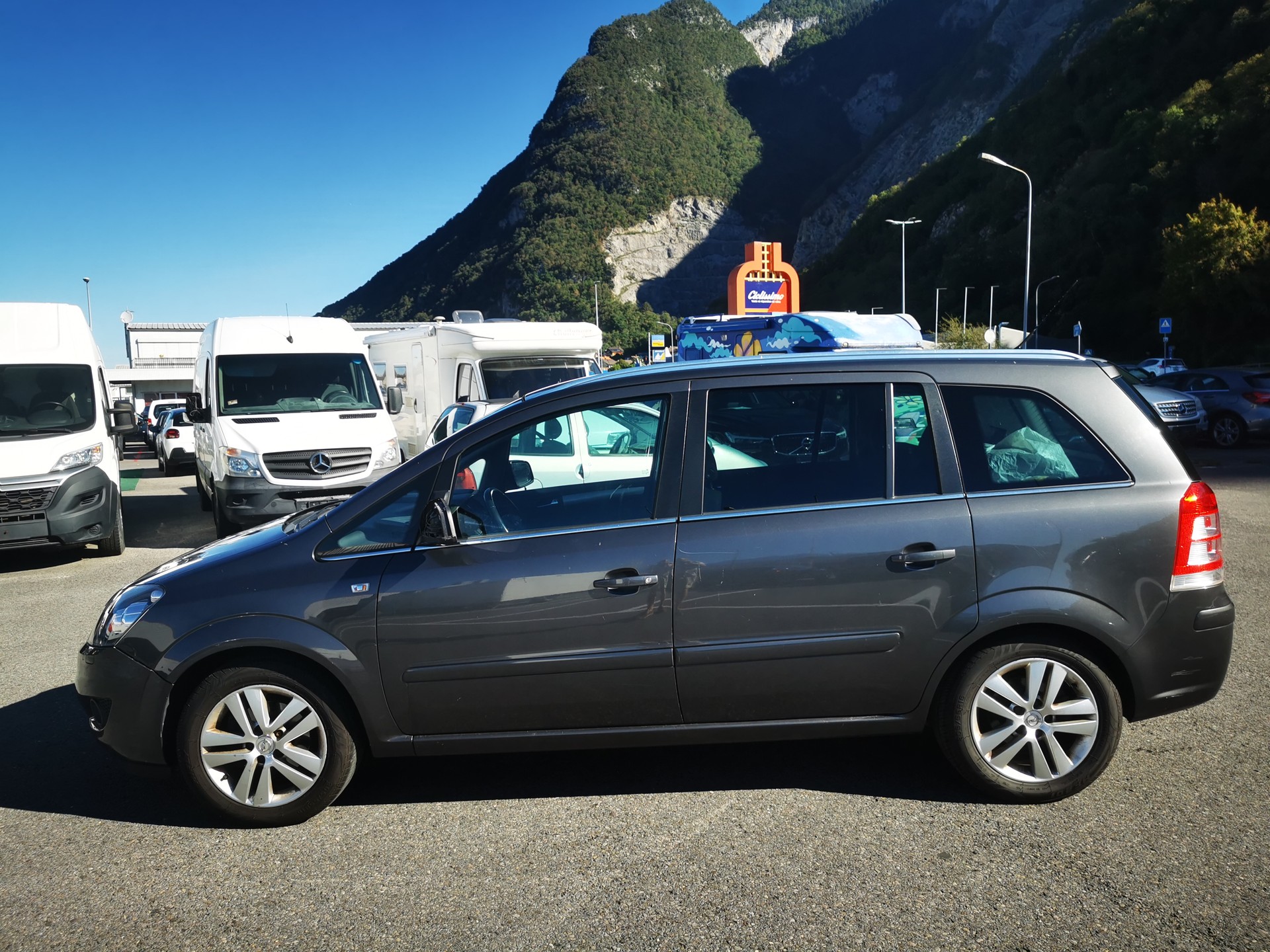 OPEL Zafira 1.8i 16V Enjoy-image-0