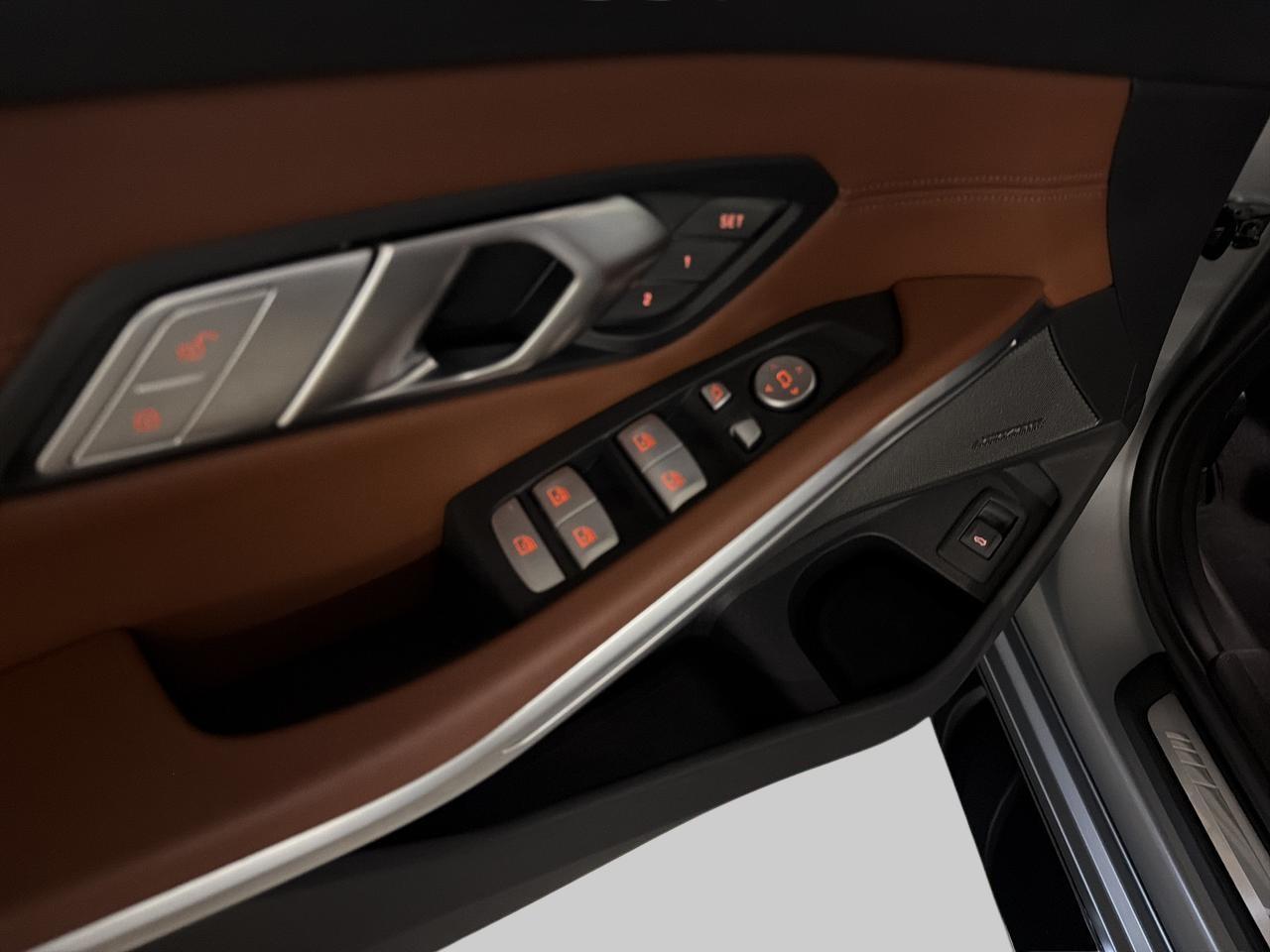 BMW M3 Competition xDrive Touring-image-23