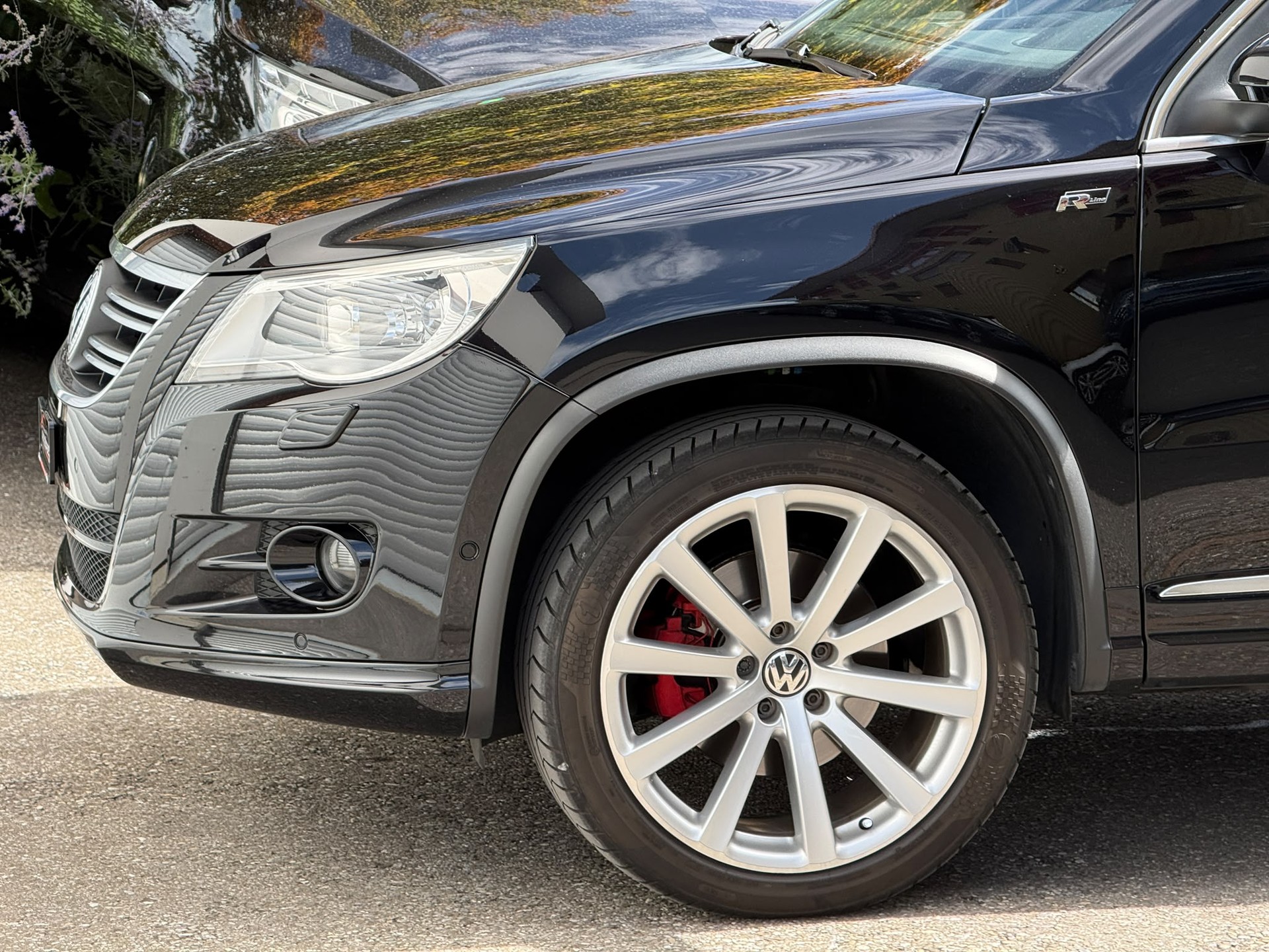 VW Tiguan 2.0 TSI 200 Sport & Style DSG-image-6