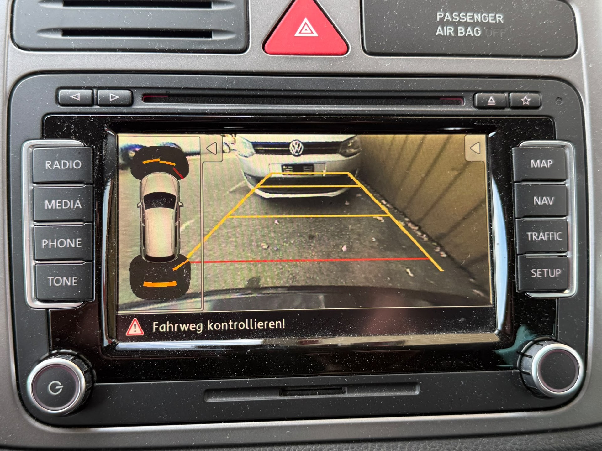 VW Tiguan 2.0 TSI 200 Sport & Style DSG-image-14
