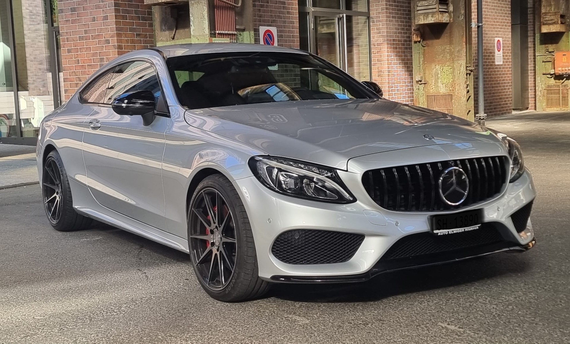 MERCEDES-BENZ C 43 AMG 4matic-image-0