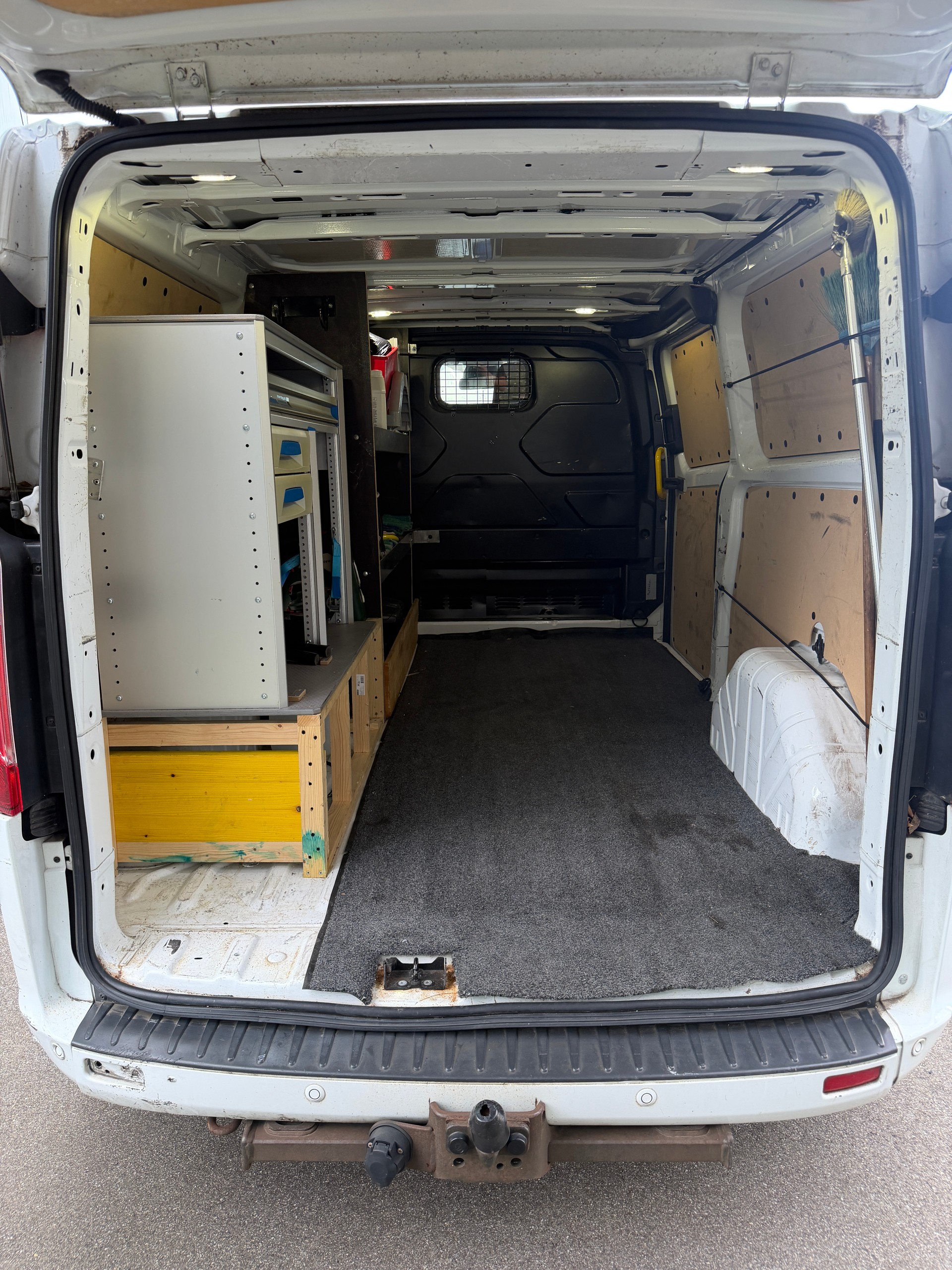 FORD Transit Custom Van 340 L2H1 Trend SelectShift A-image-14