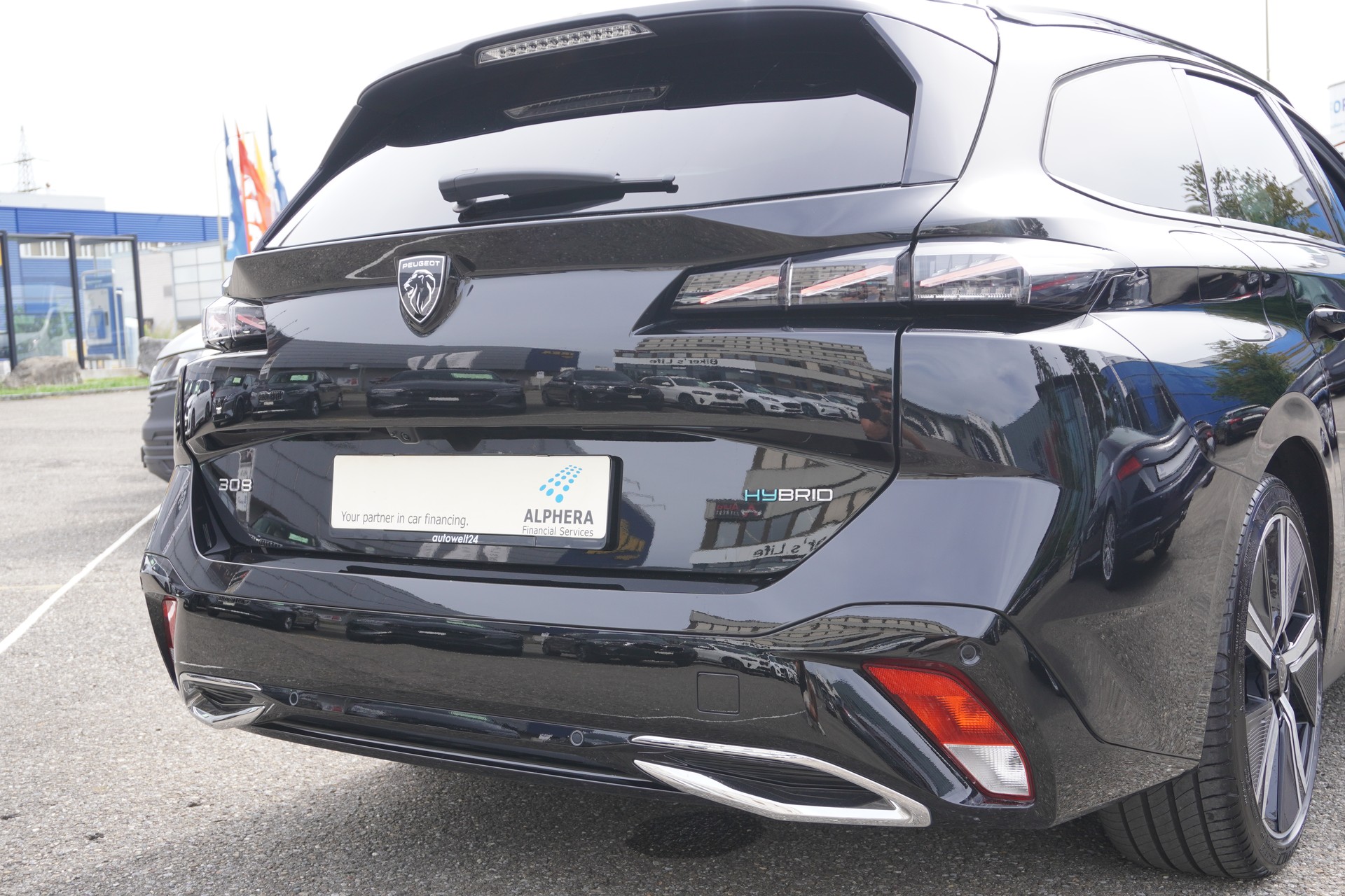 PEUGEOT 308 SW 1.6 PHEV 225 GT-image-43