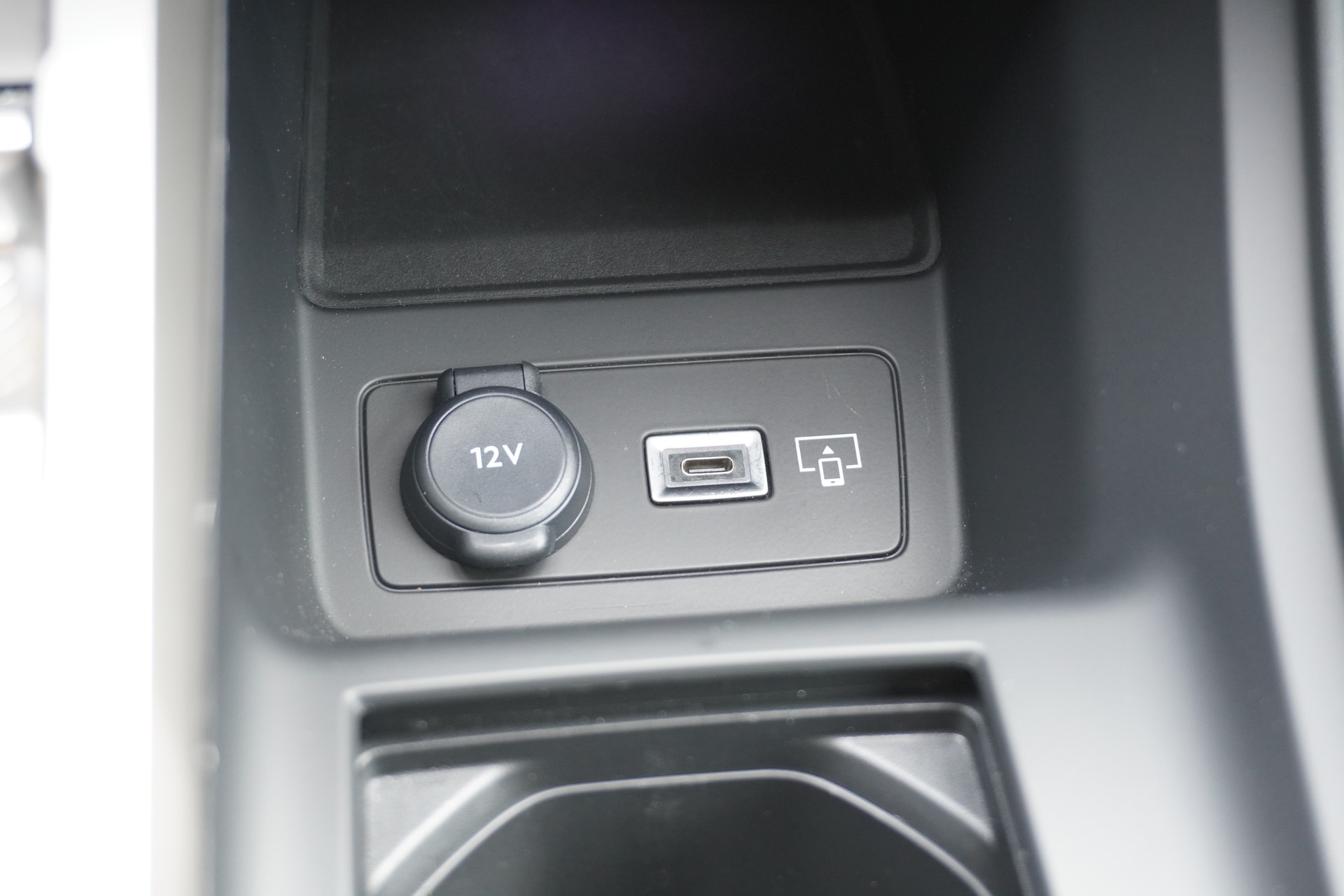 PEUGEOT 308 SW 1.6 PHEV 225 GT-image-18