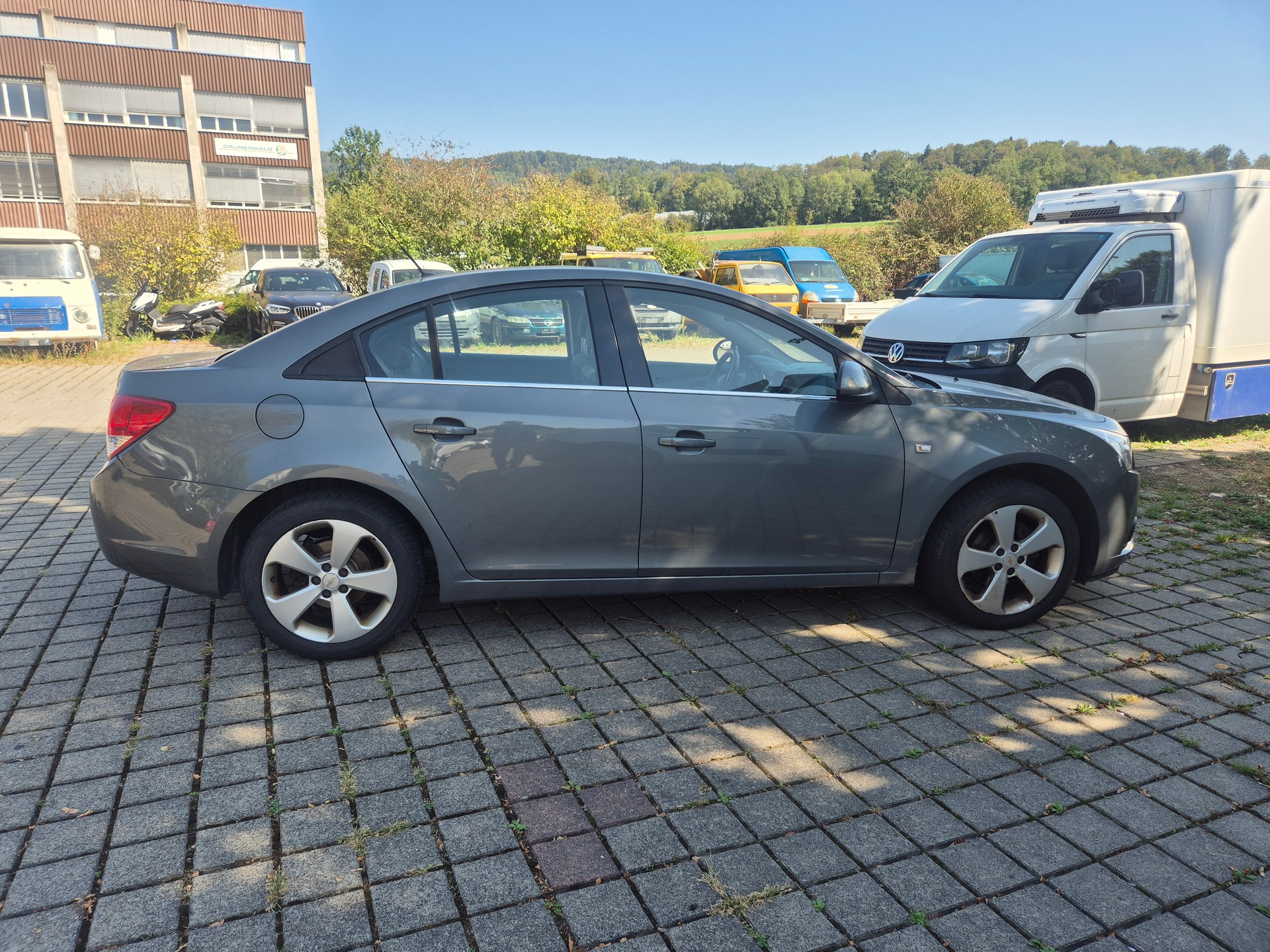 CHEVROLET Cruze 1.8 LT-image-4
