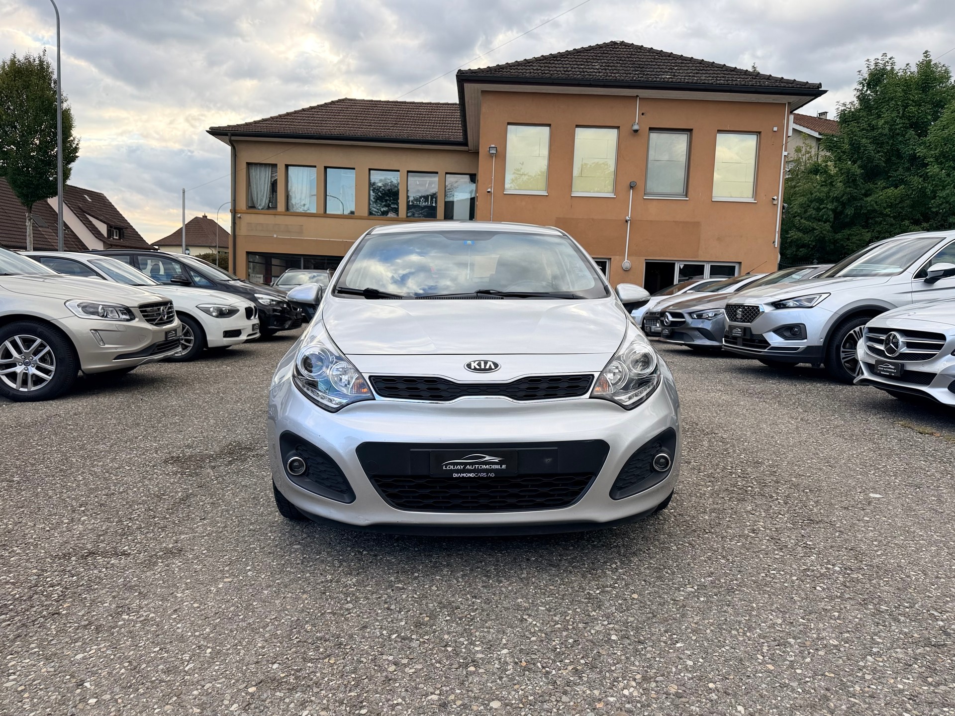 KIA Rio 1.4 CVVT Trend Automatic-showroom-element-2