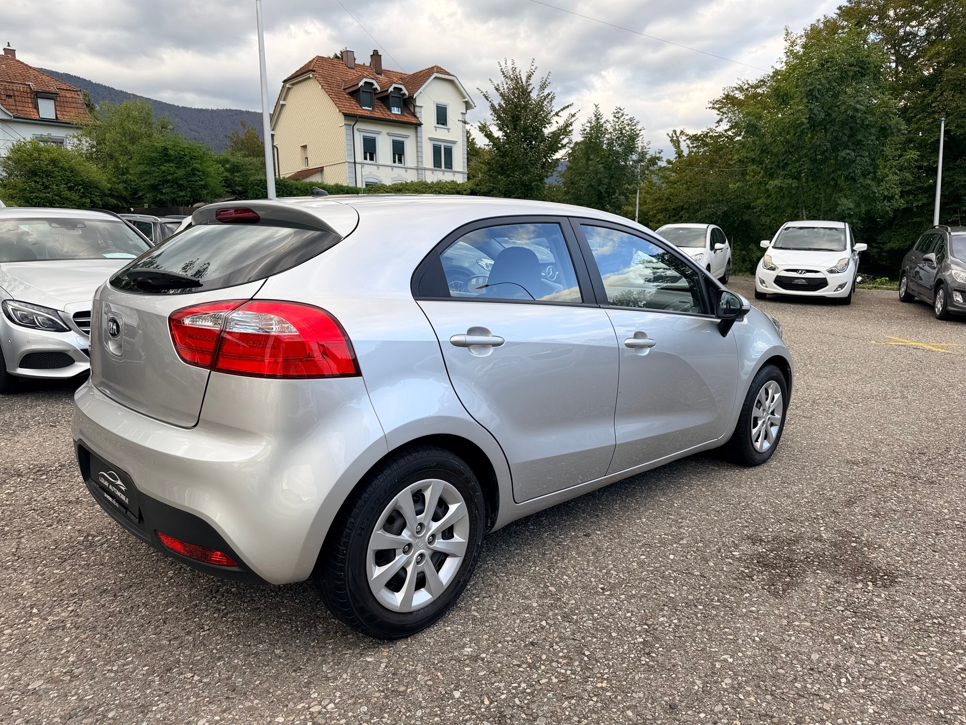 KIA Rio 1.4 CVVT Trend Automatic-image-12