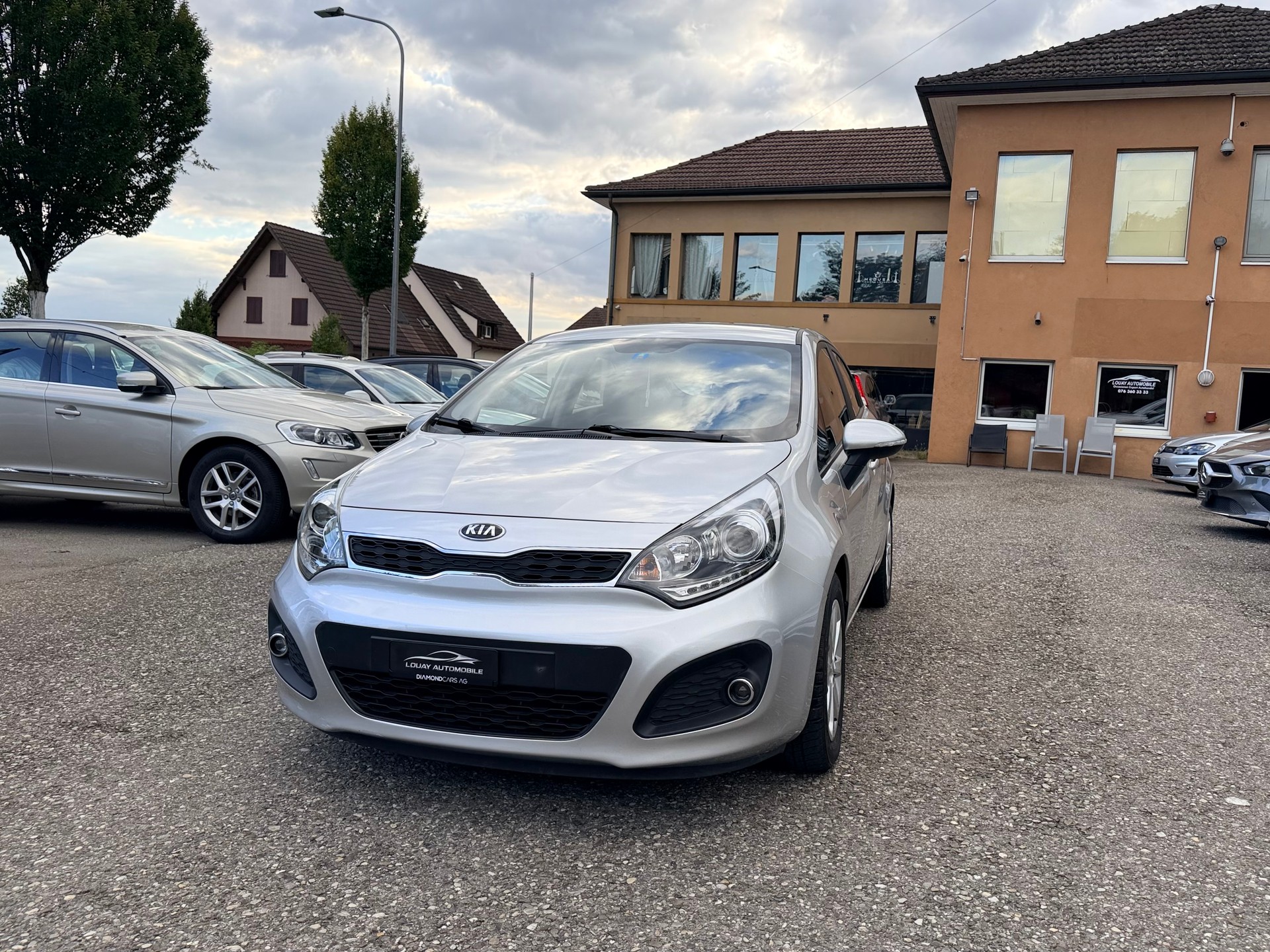 KIA Rio 1.4 CVVT Trend Automatic-showroom-element-1